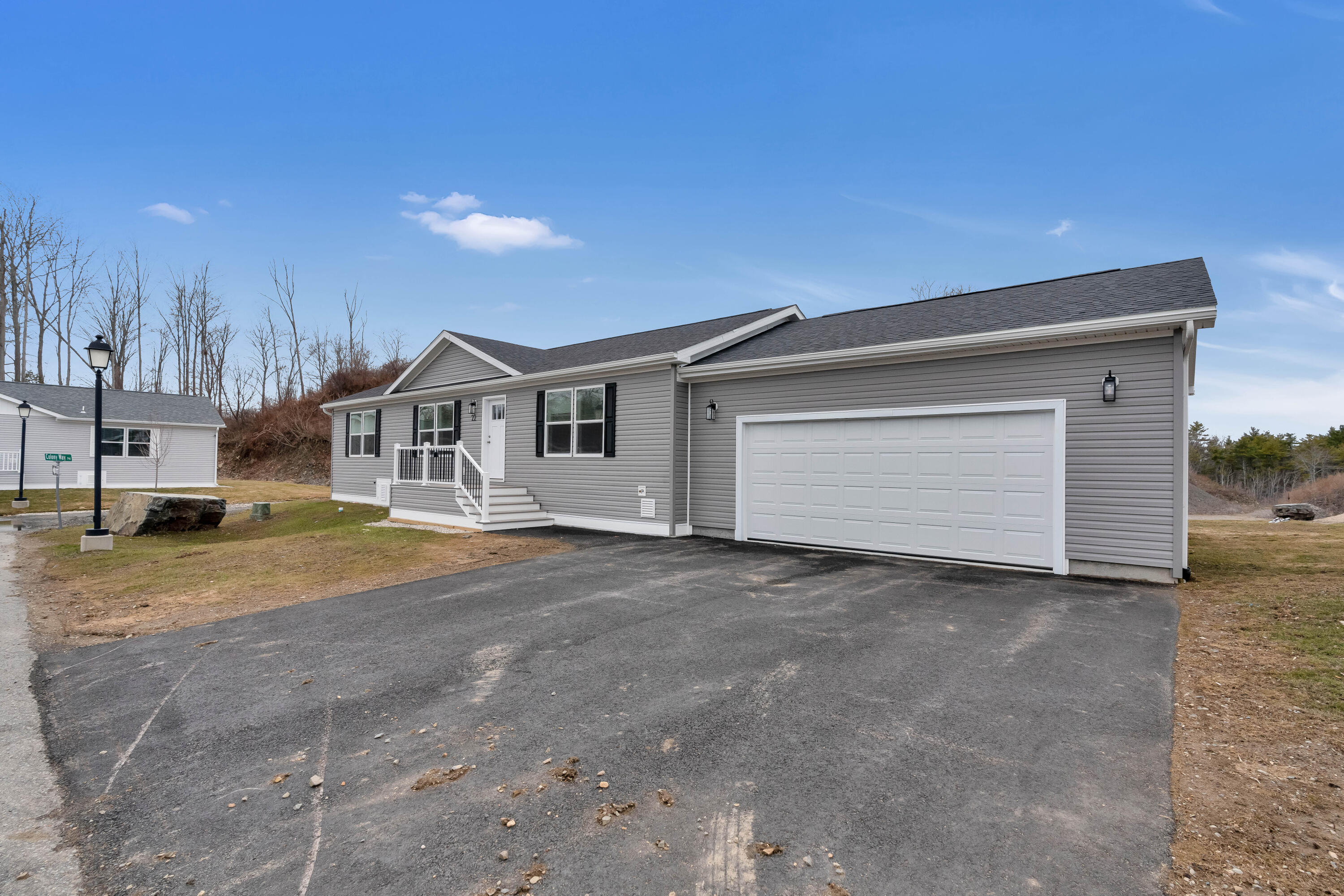22 Colony Way