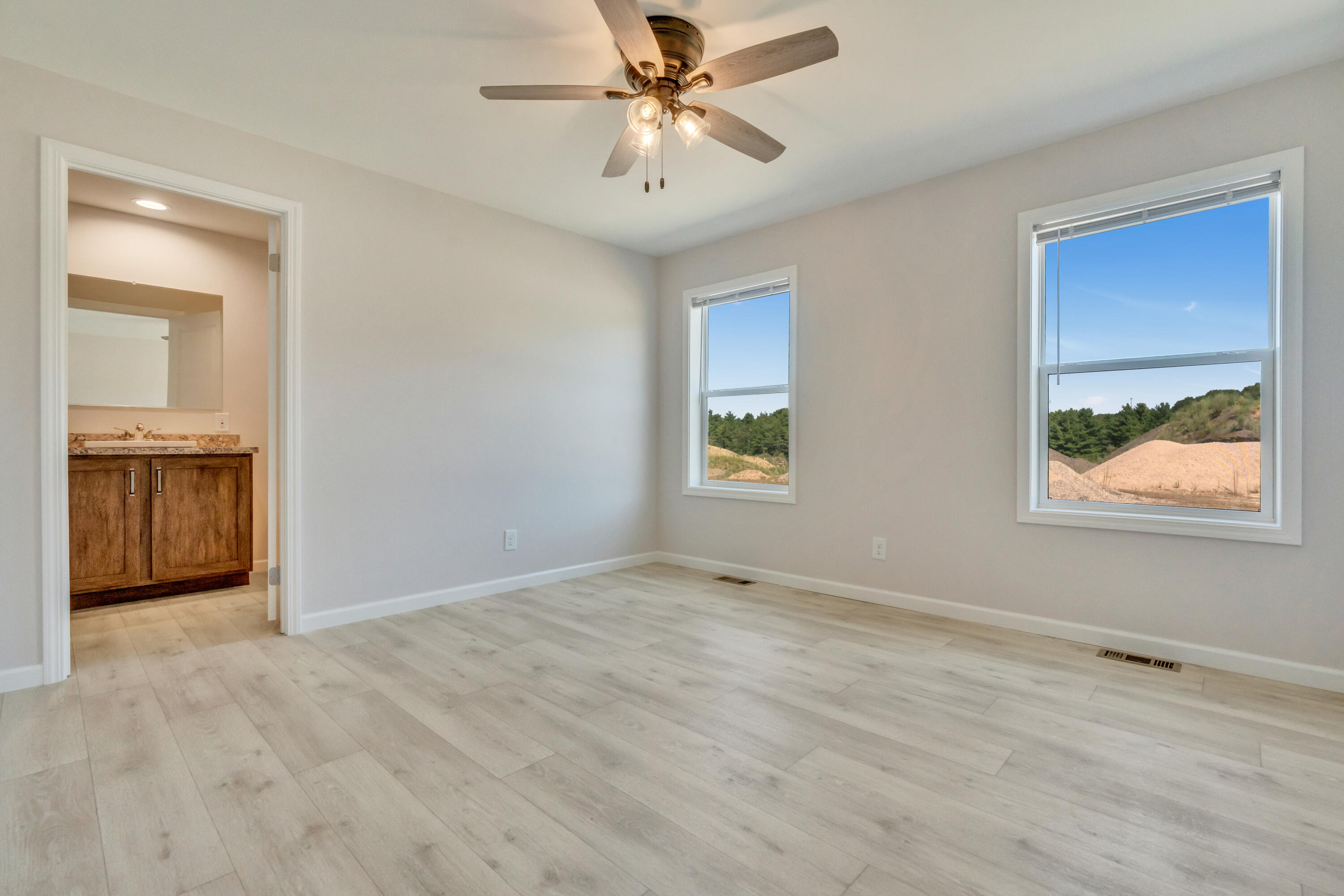 10 Colony Way