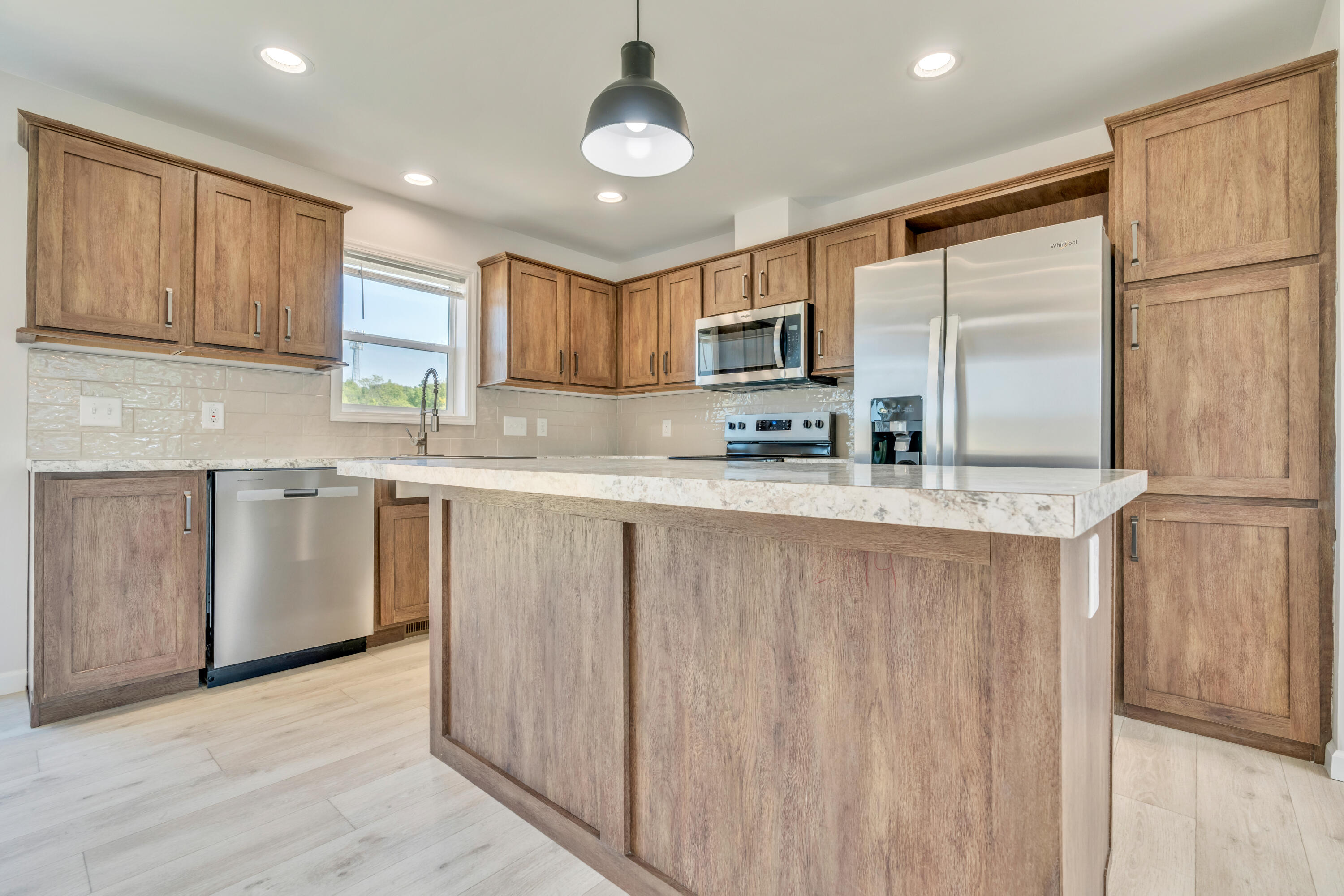 10 Colony Way