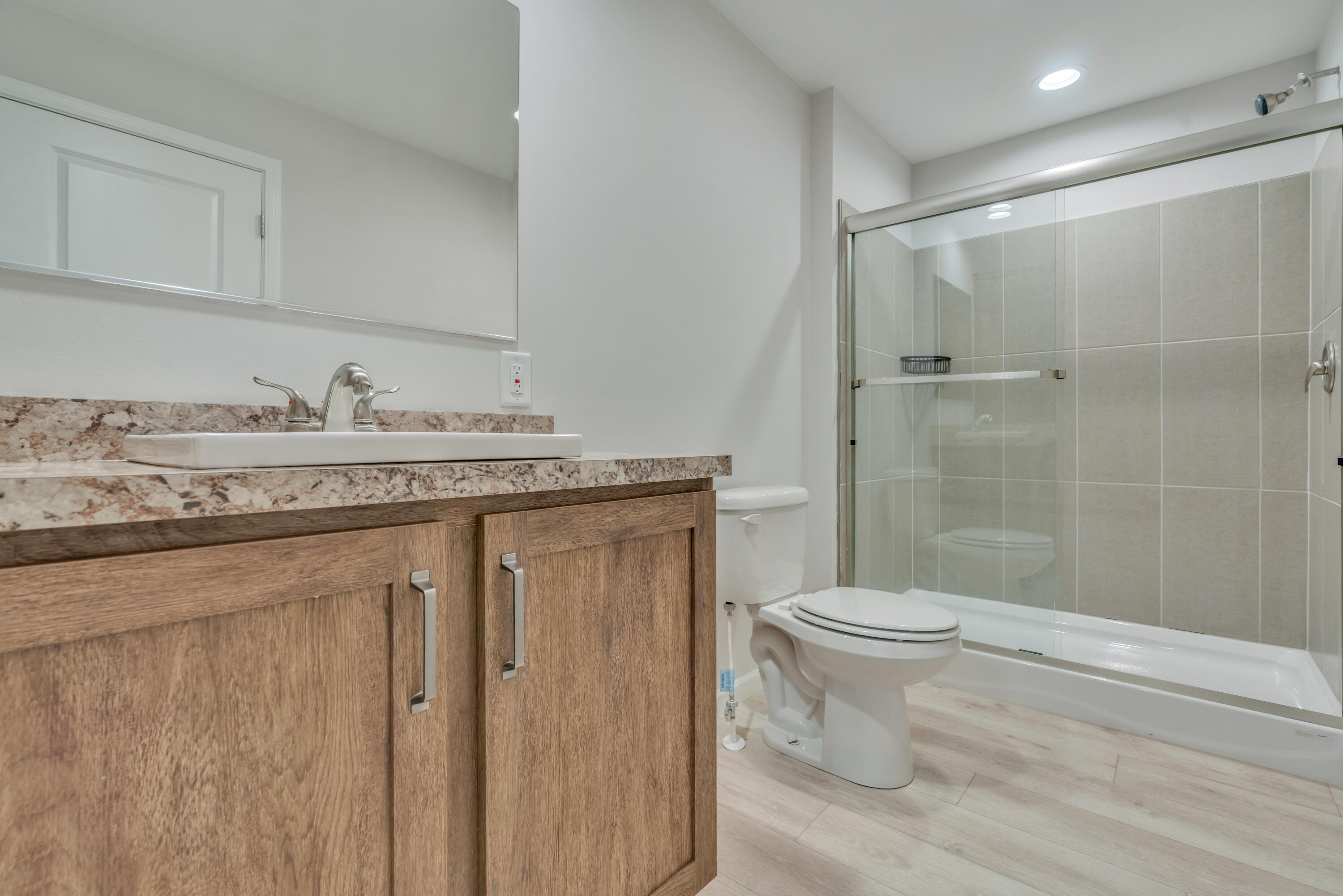 10 Colony Way