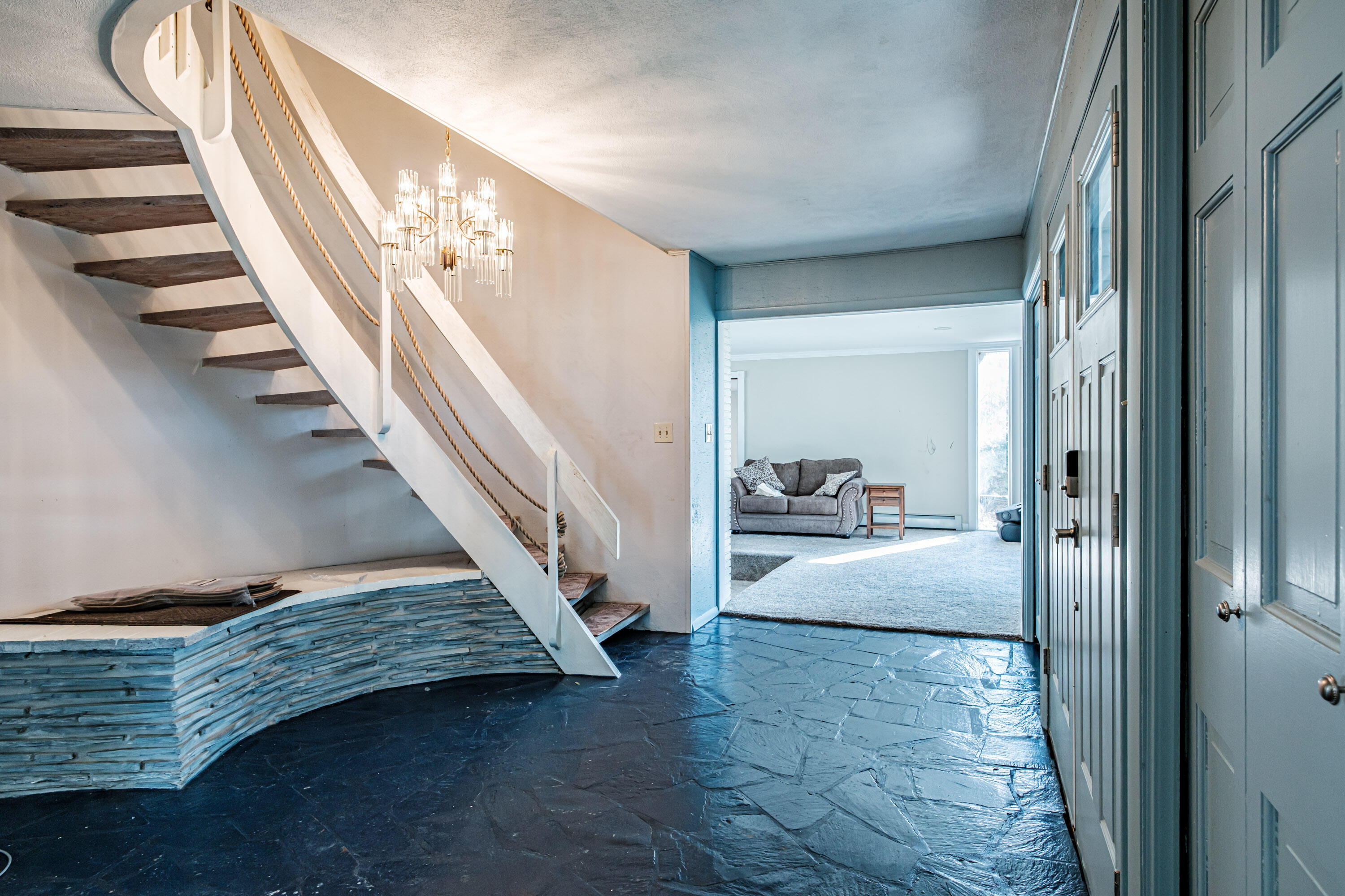 12 Sylvan Road