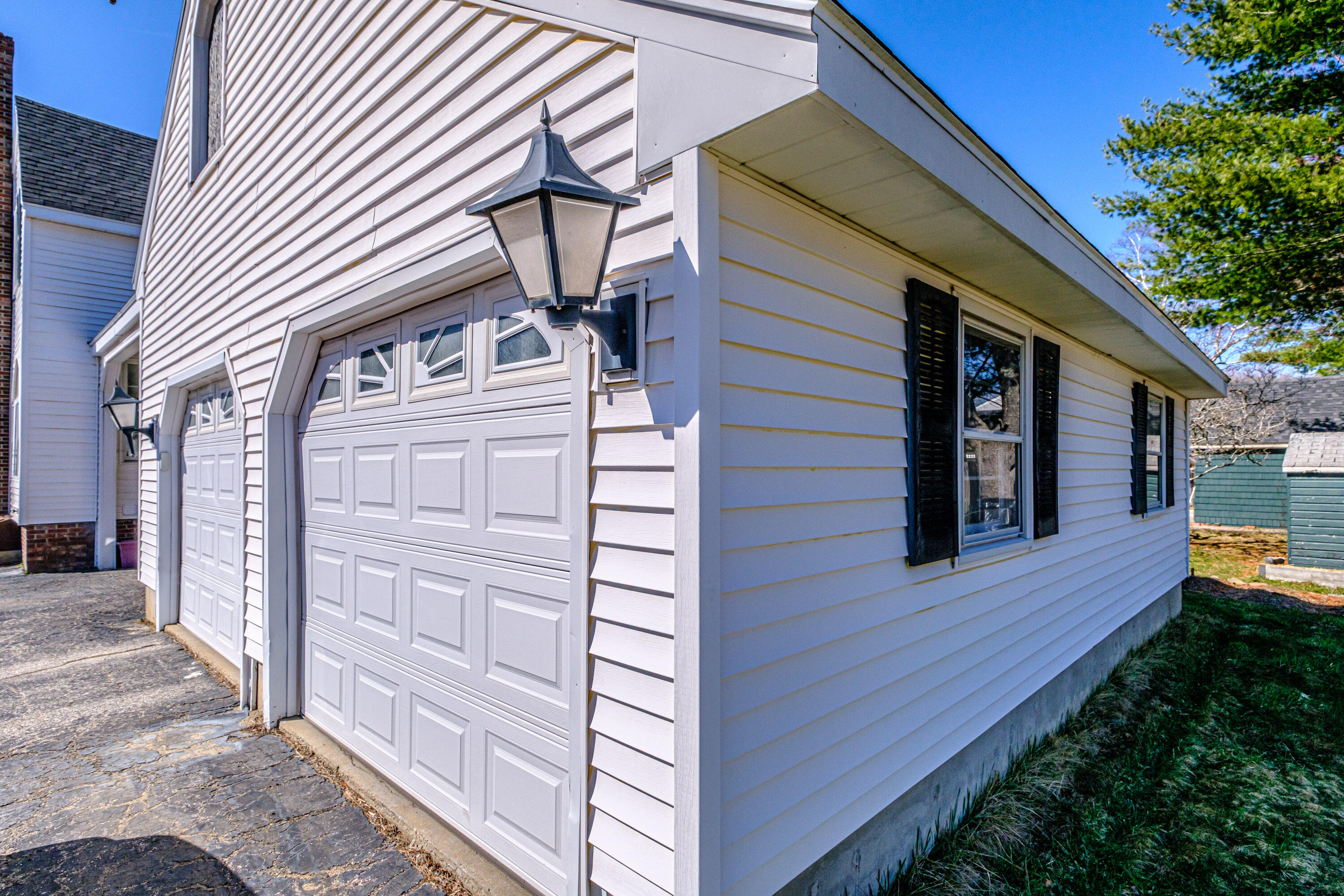 22 Davis Street