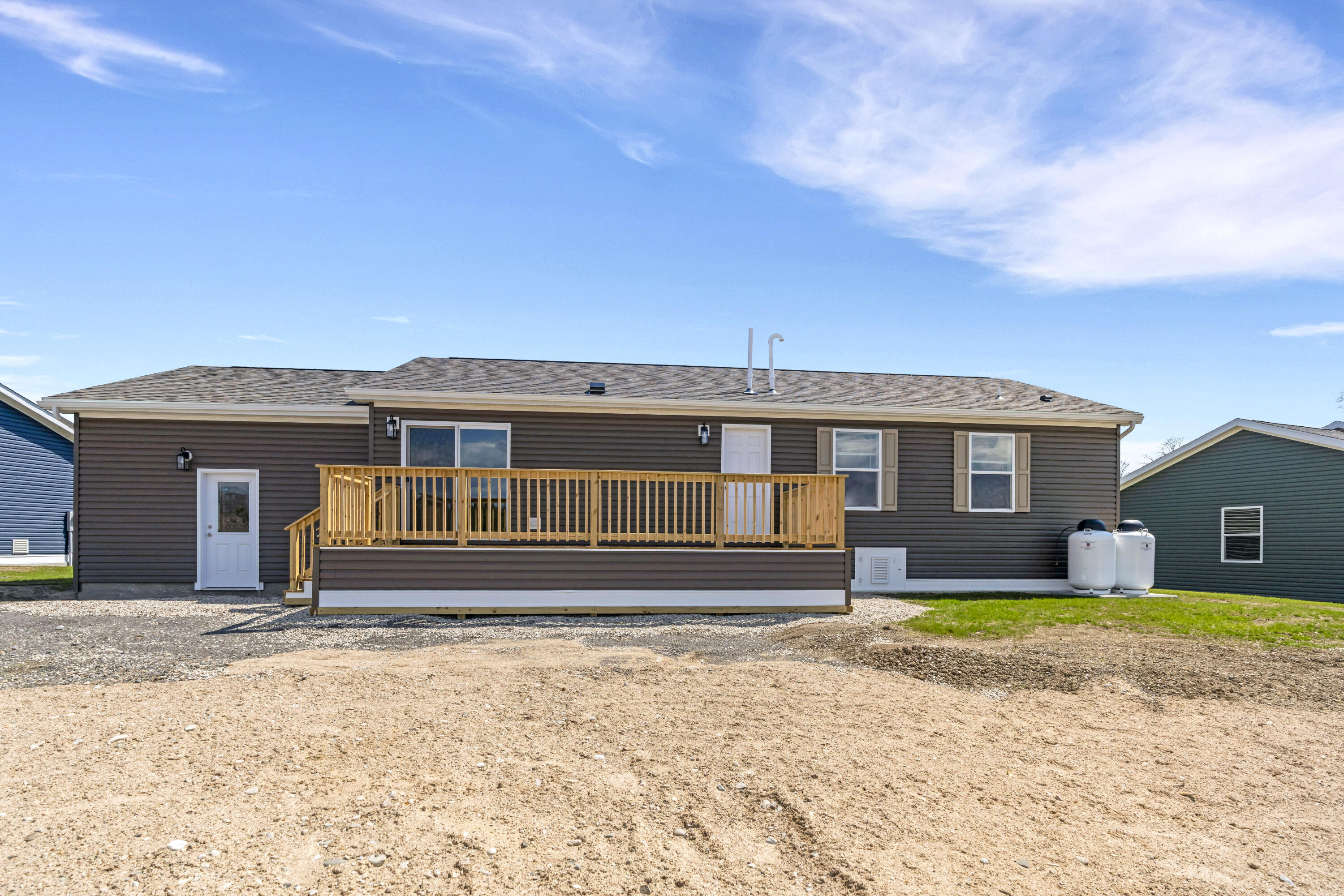 16 Colony Way