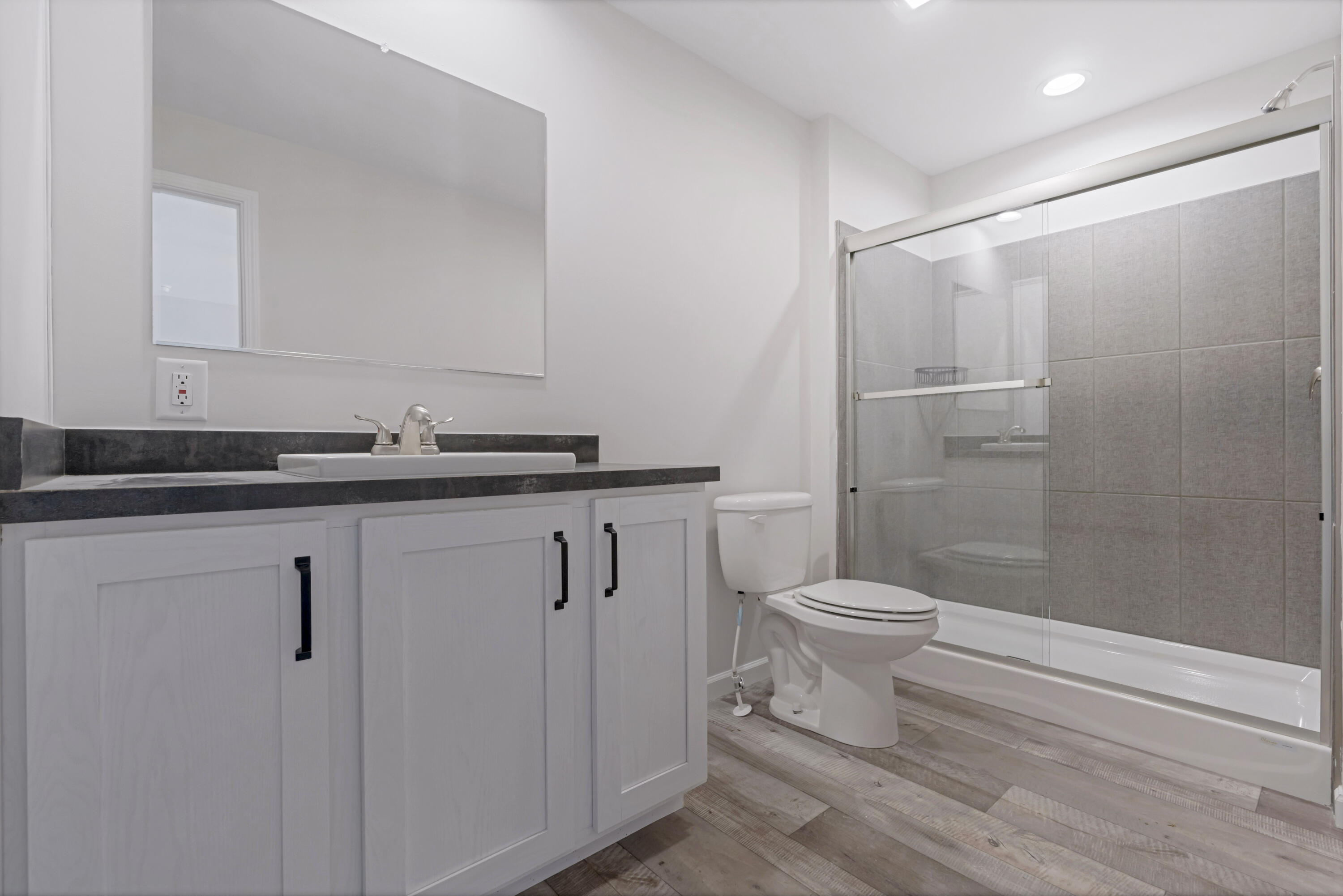 16 Colony Way