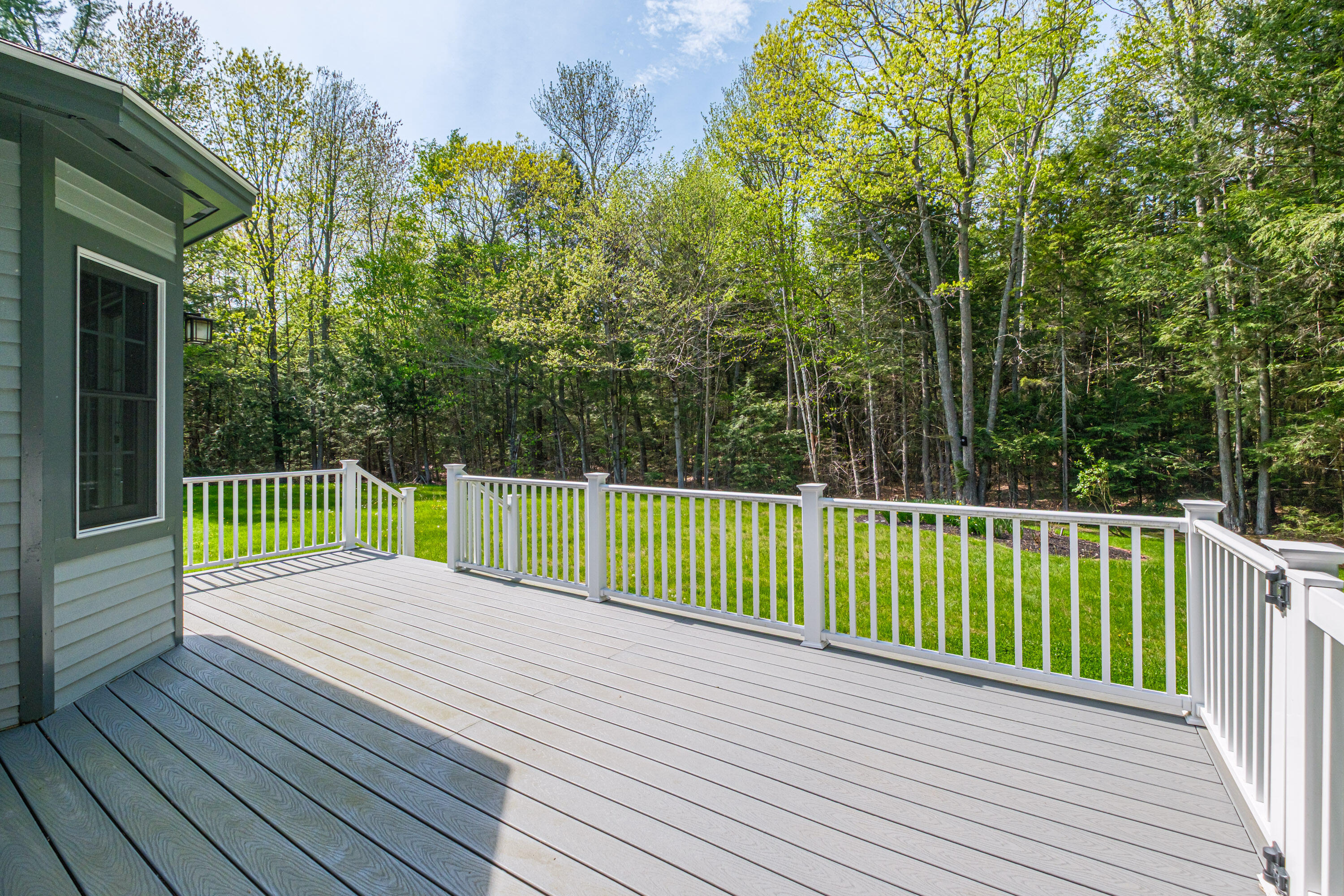 9 Laurel Ridge Road