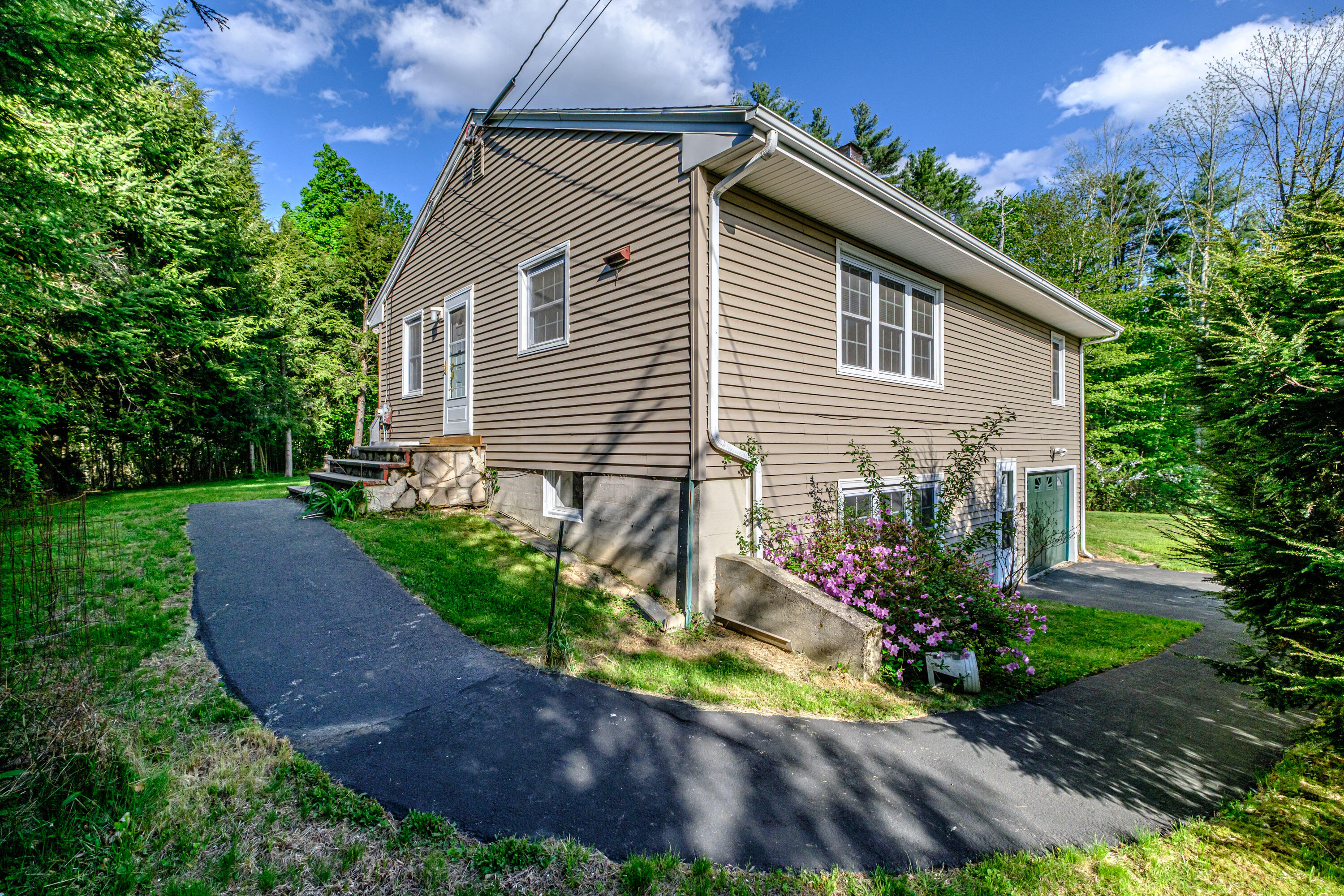 1033 Bridgton Road
