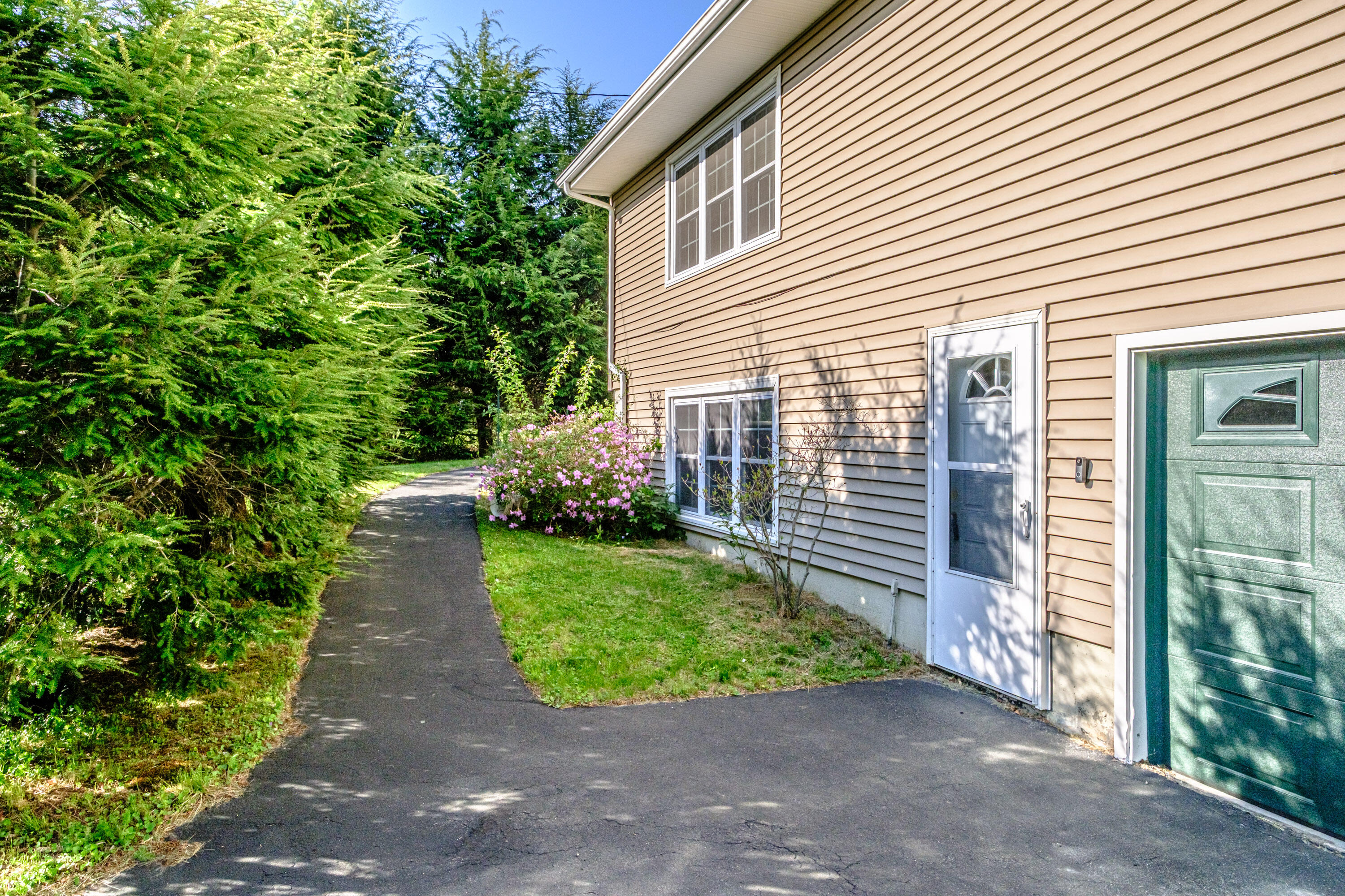 1033 Bridgton Road