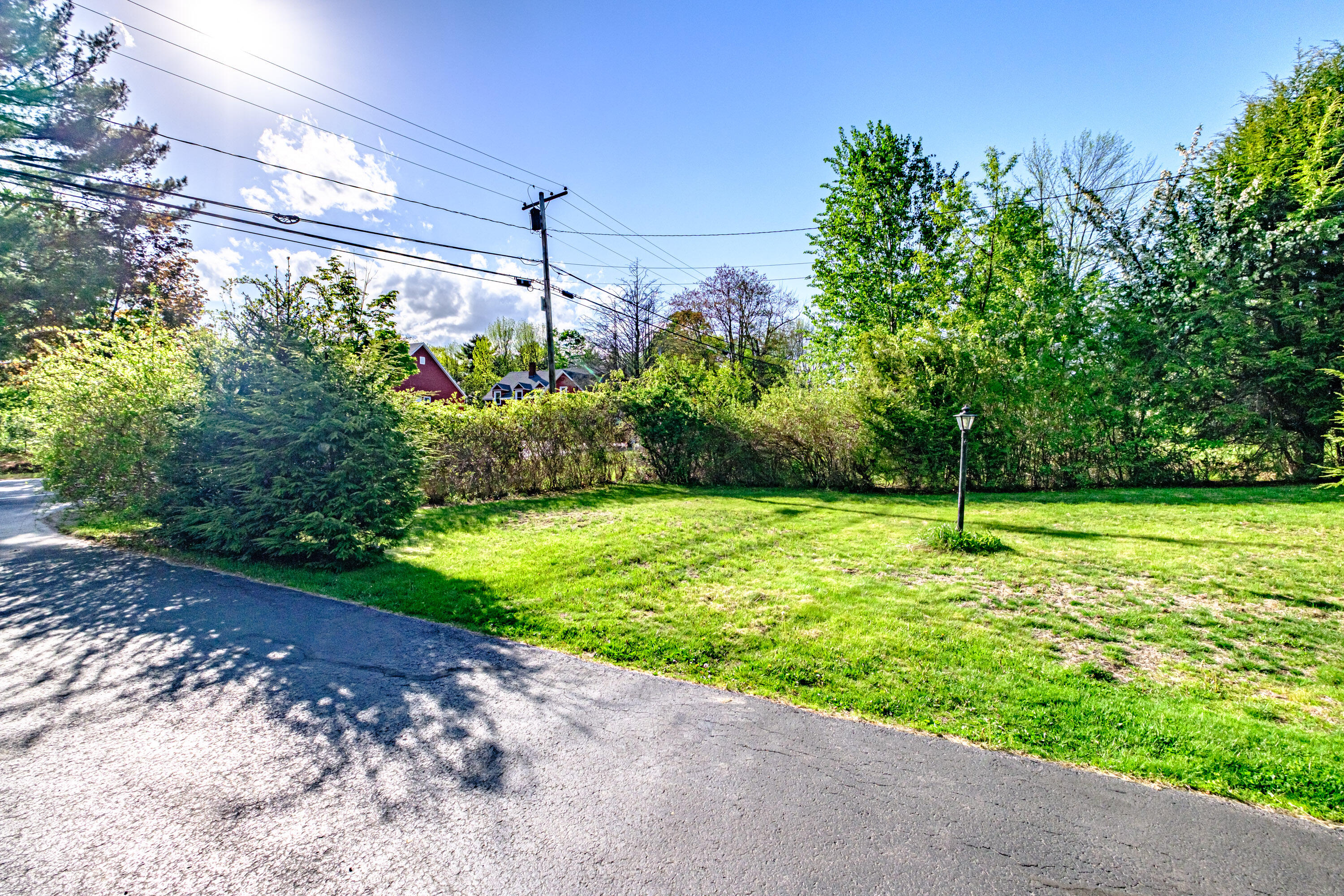 1033 Bridgton Road