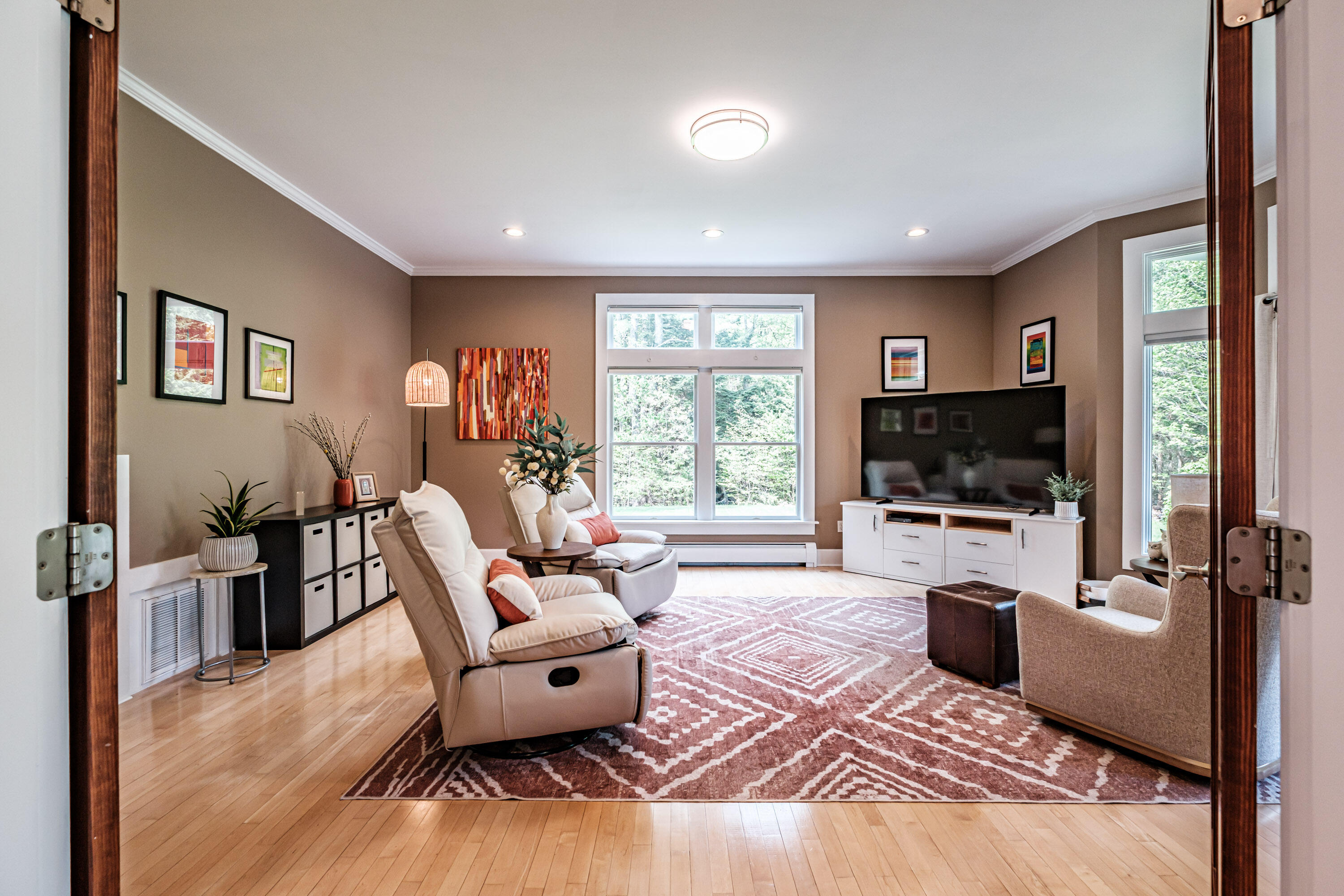 11 Silver Brook Circle