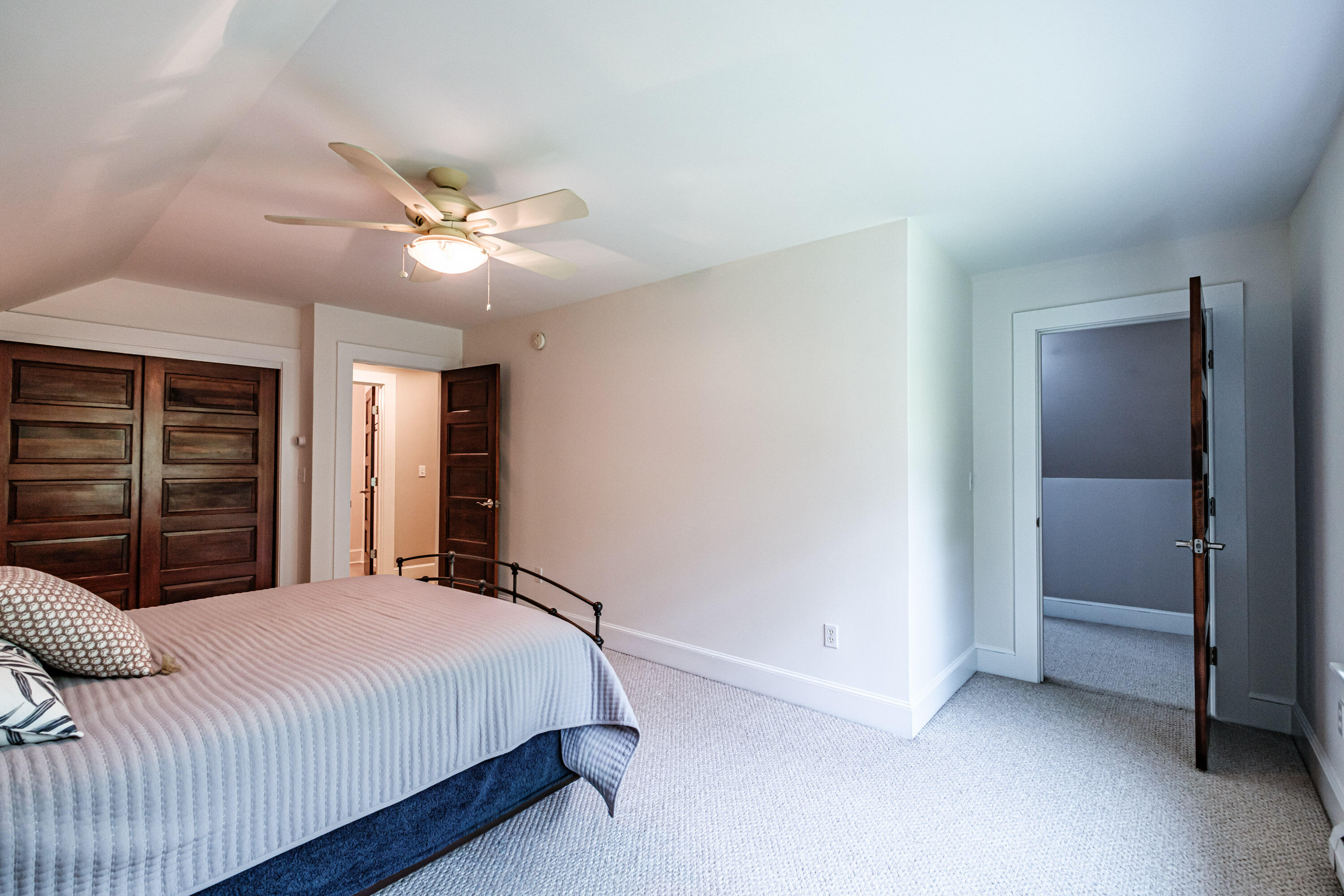 11 Silver Brook Circle