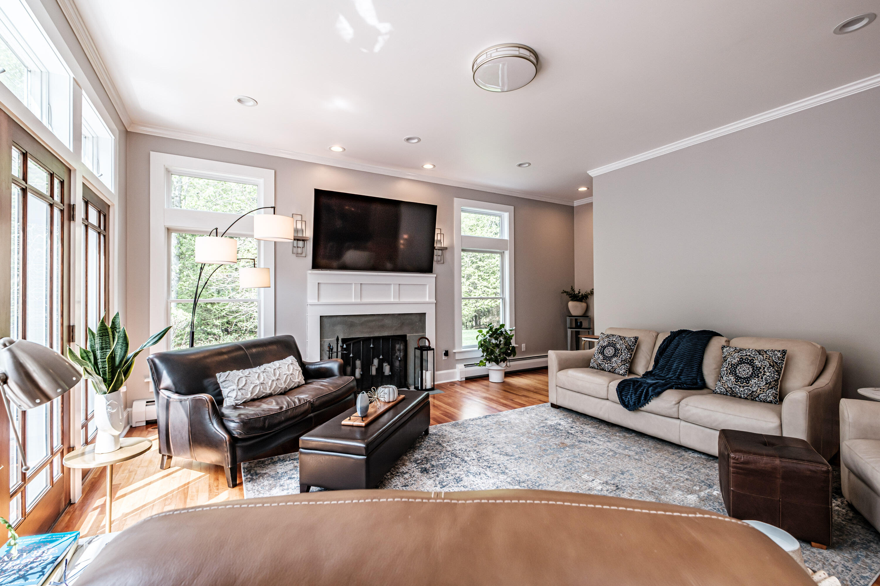 11 Silver Brook Circle
