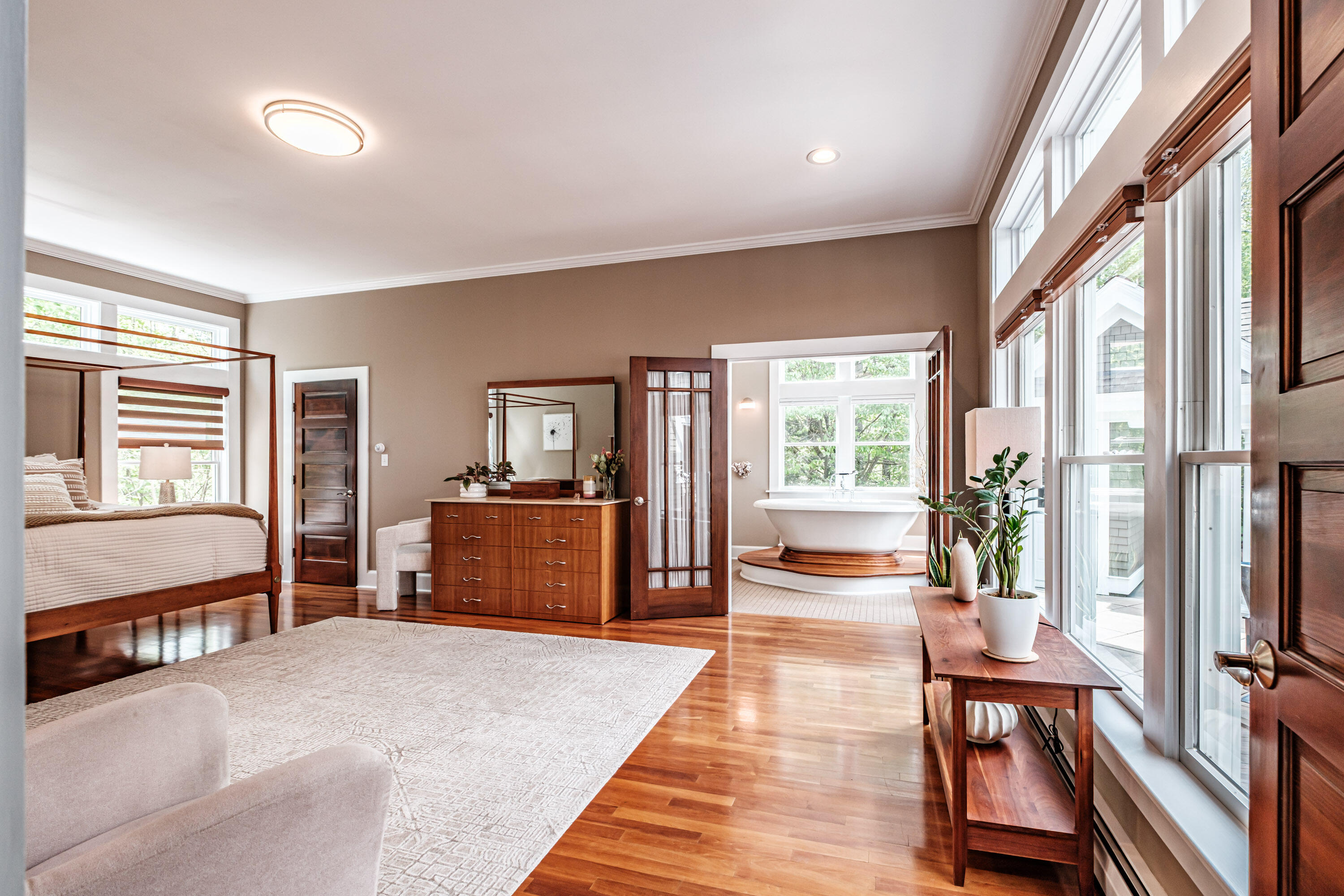 11 Silver Brook Circle