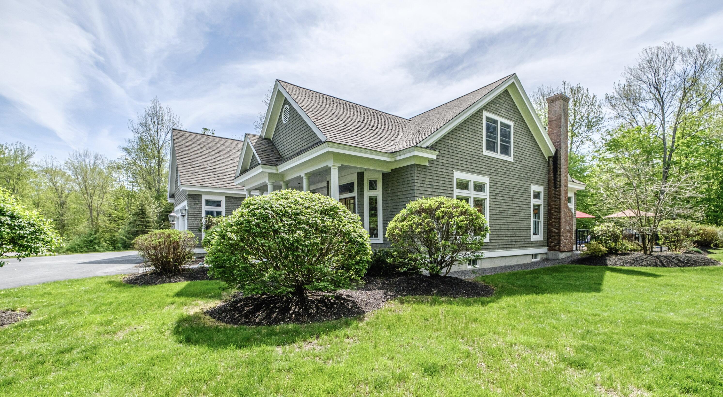 11 Silver Brook Circle
