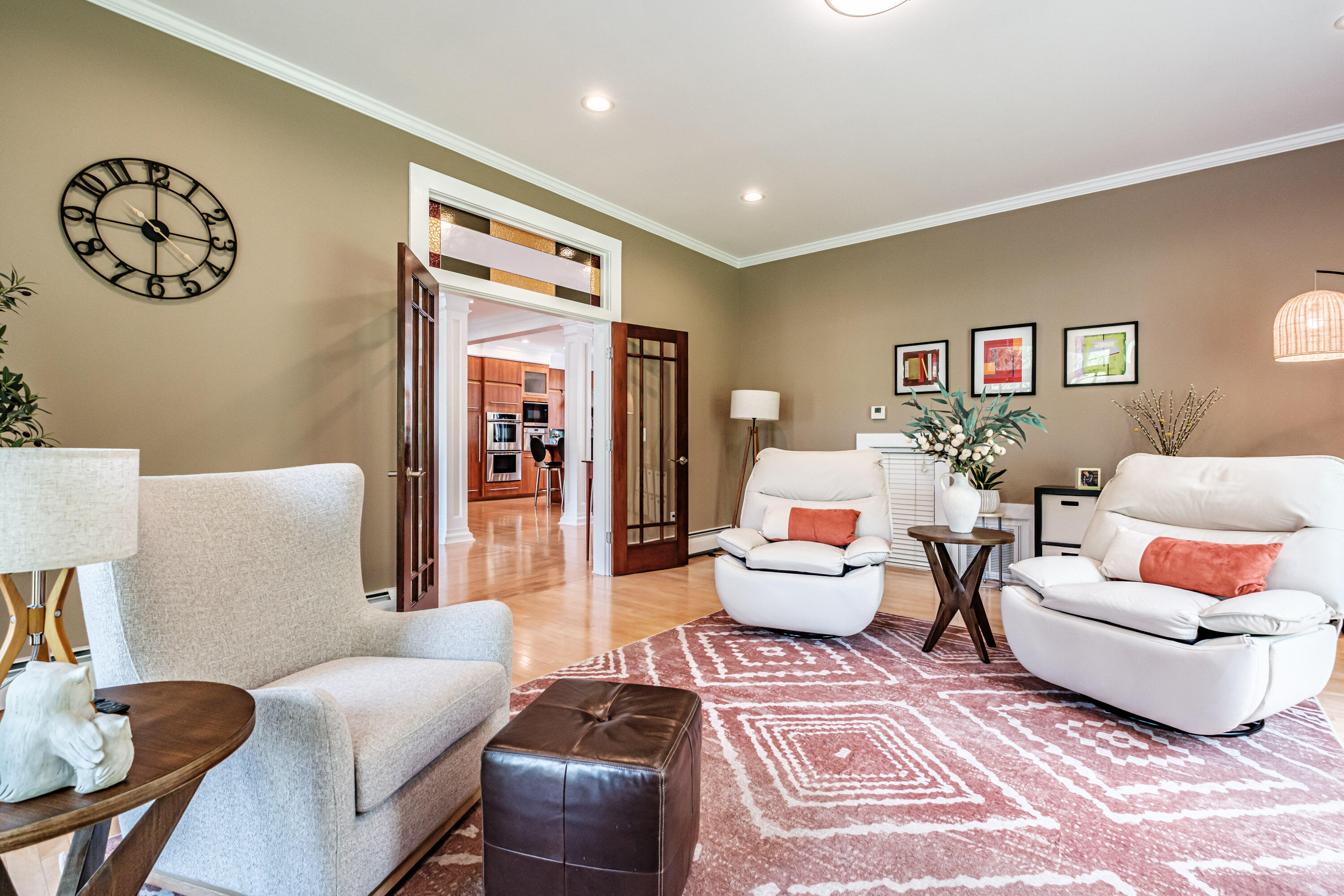 11 Silver Brook Circle