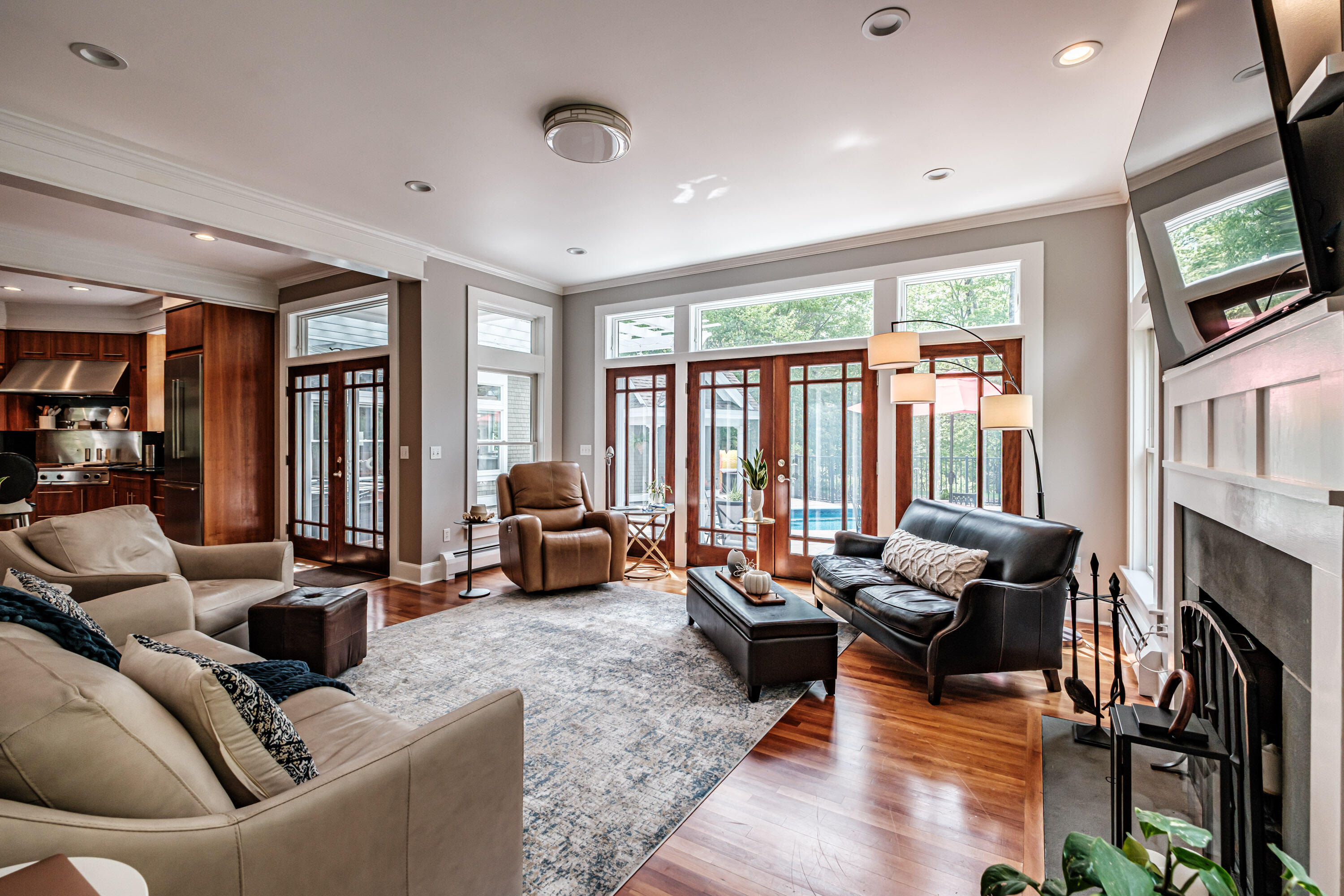 11 Silver Brook Circle