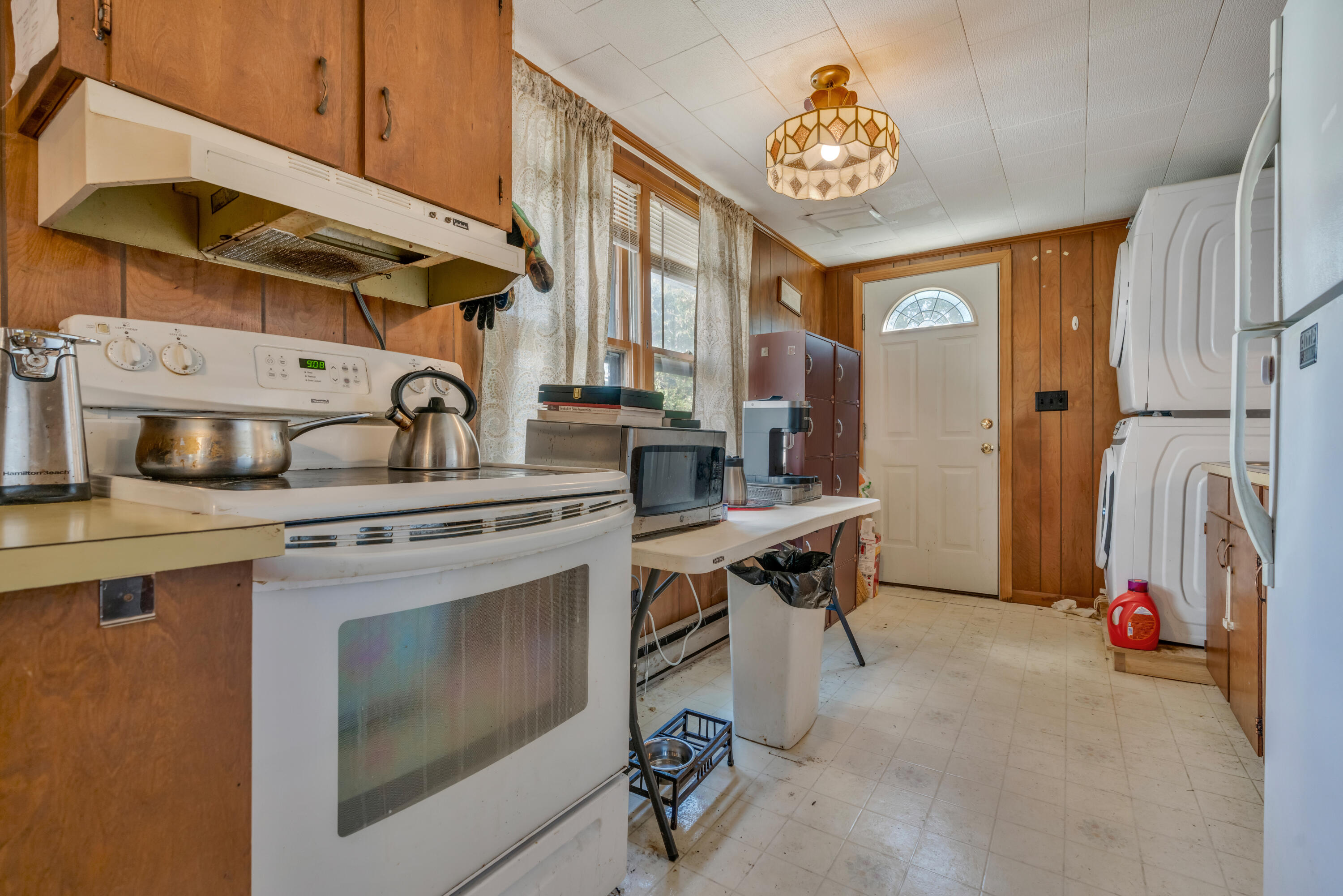 5 Laurel Lane