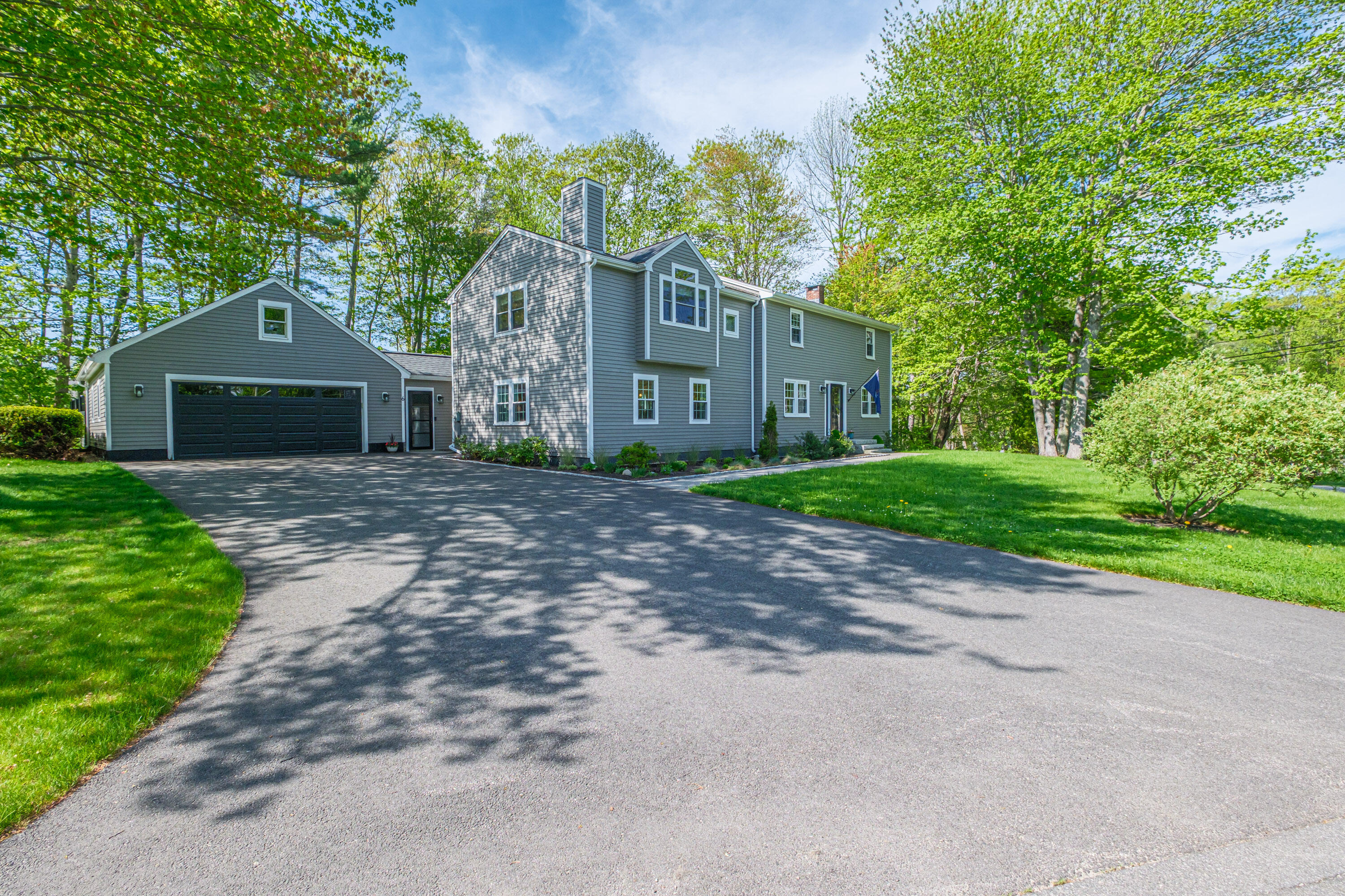 6 Plymouth Drive