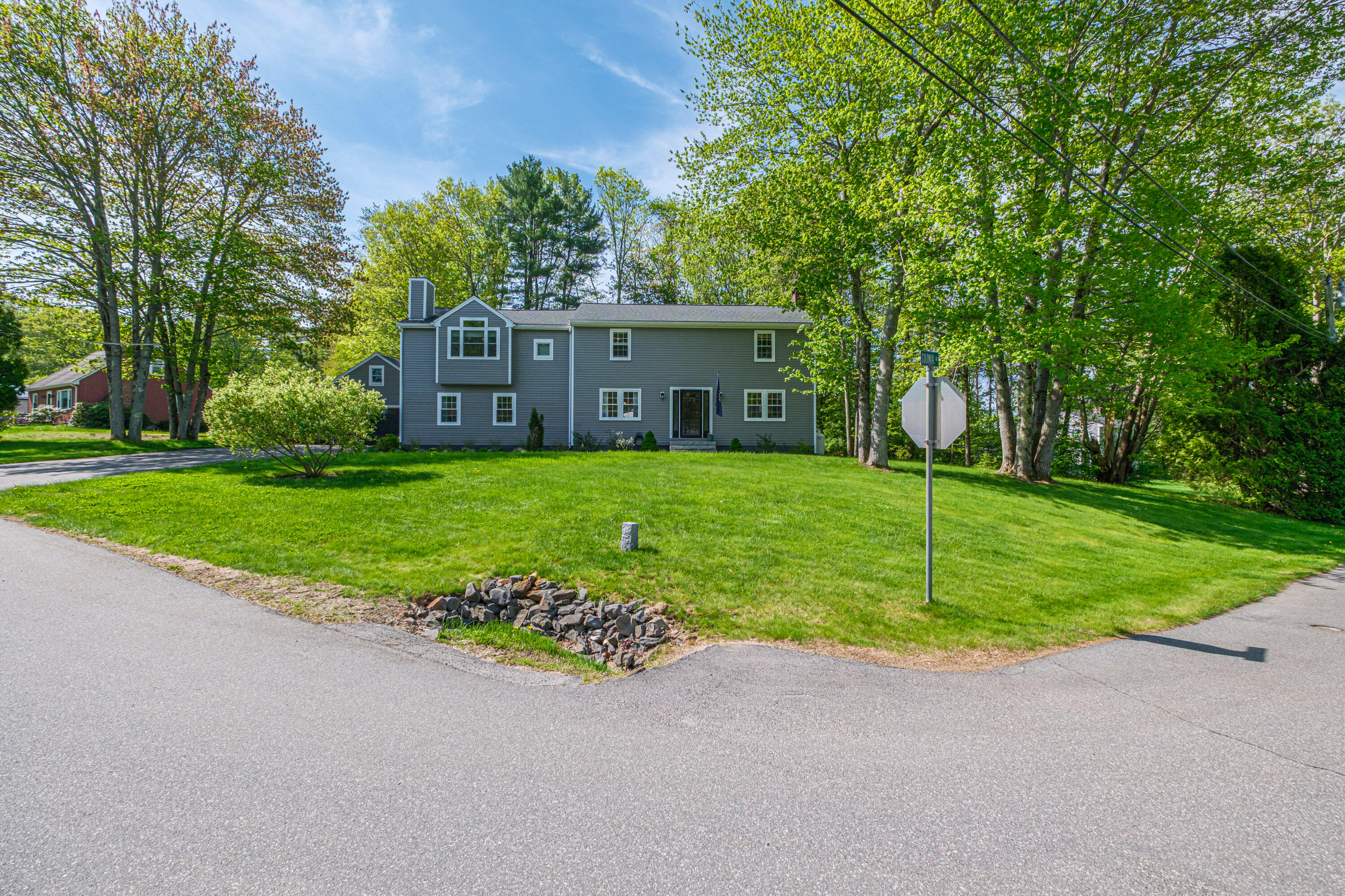 6 Plymouth Drive