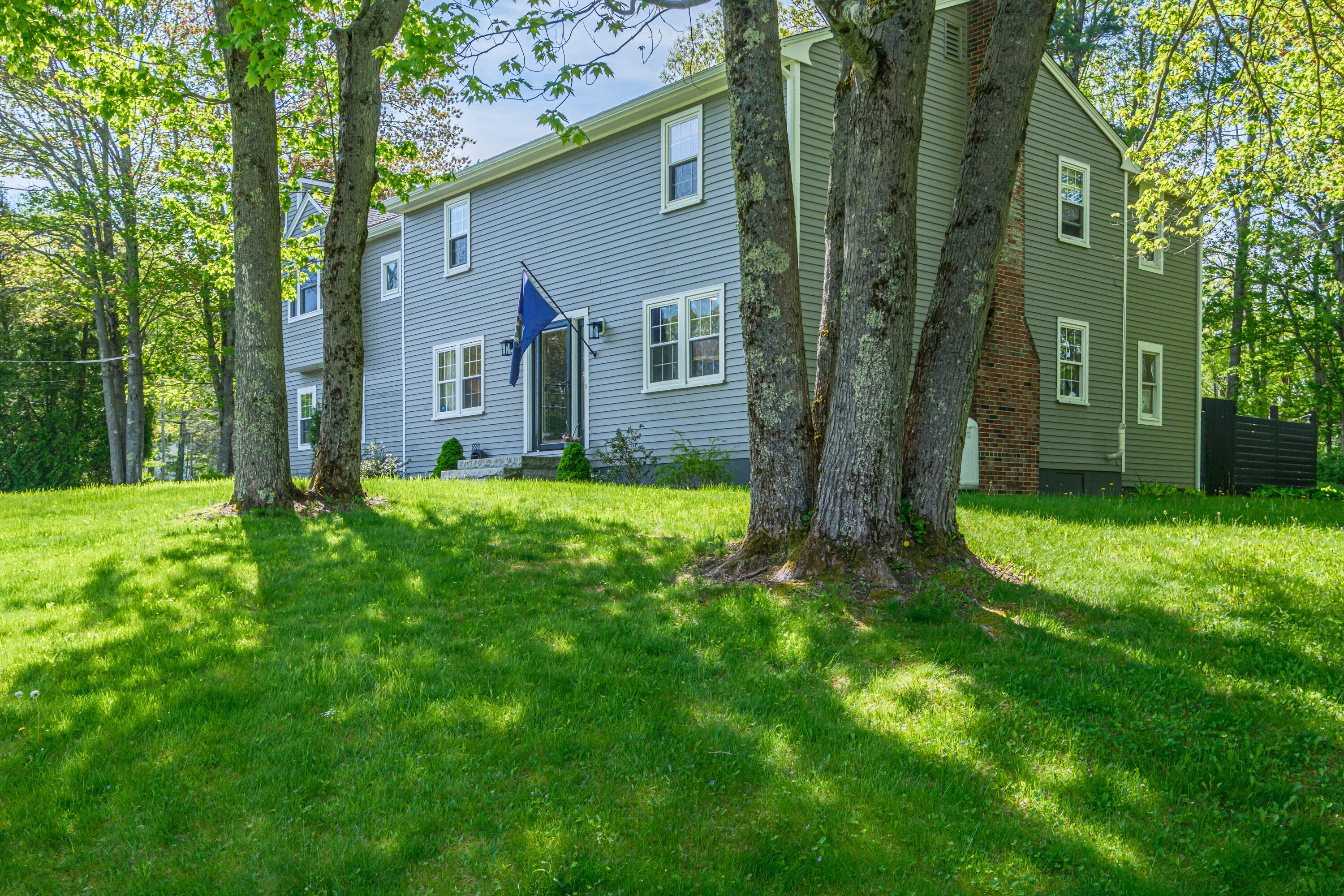 6 Plymouth Drive