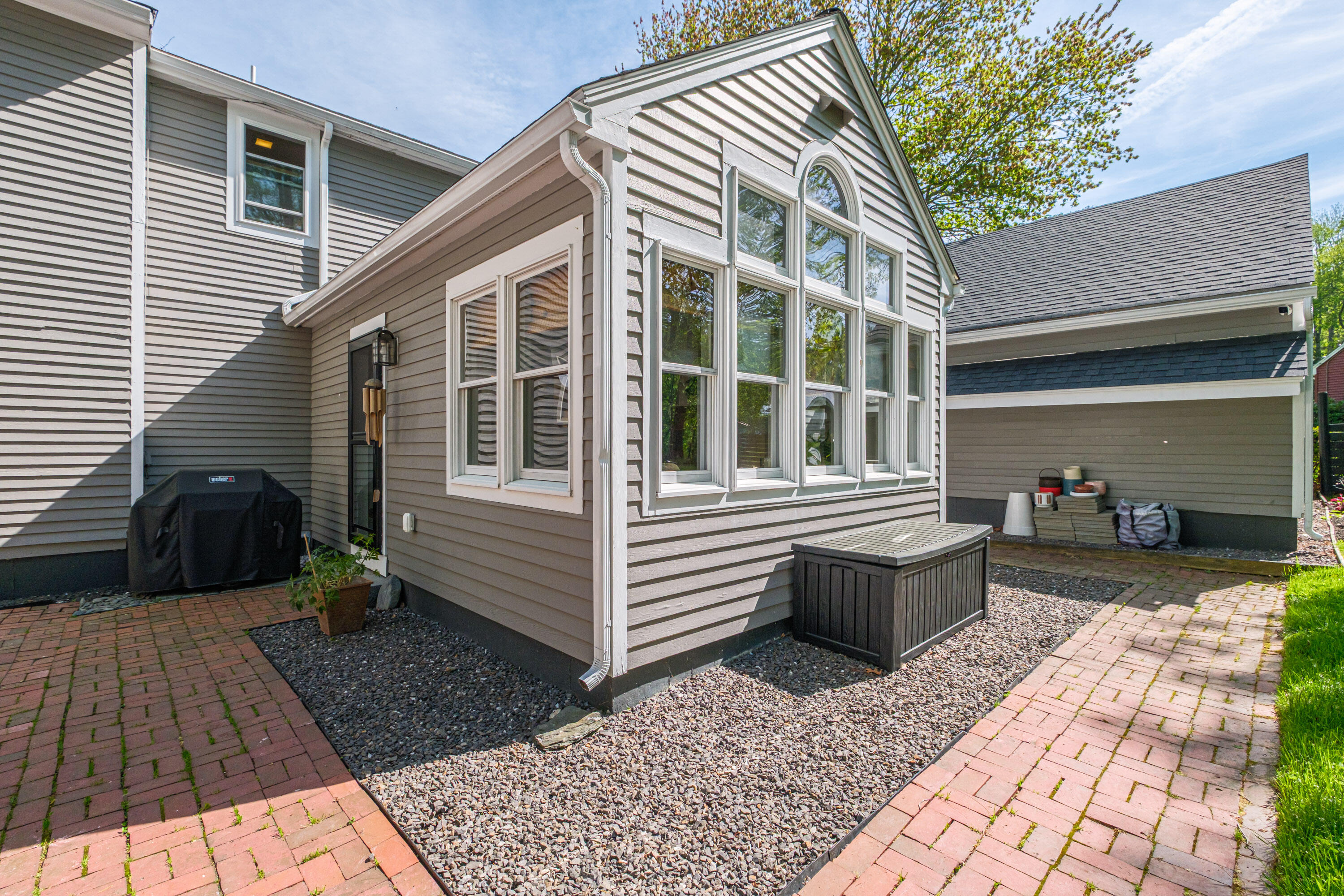 6 Plymouth Drive