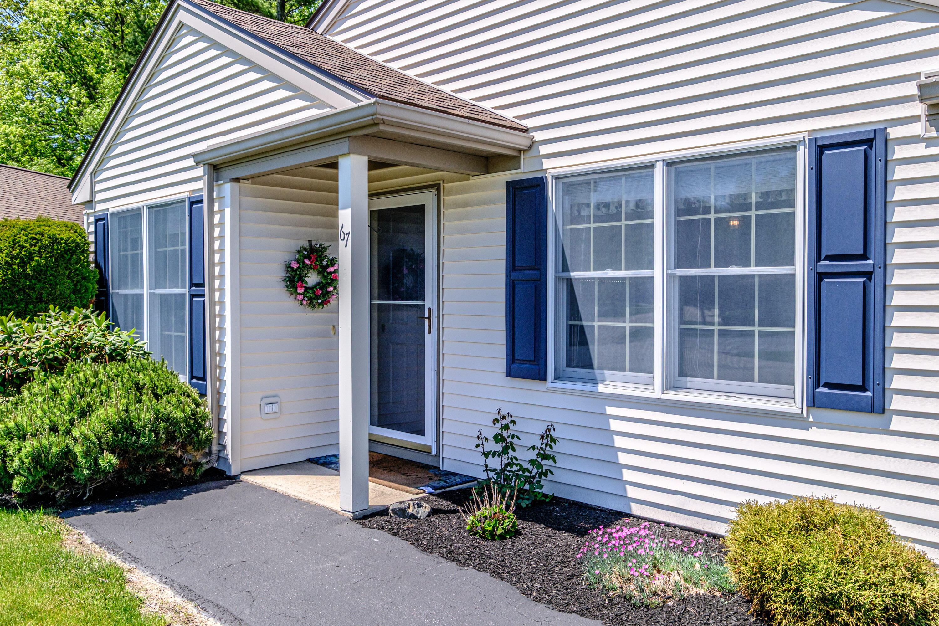 67 Southpointe Drive 67