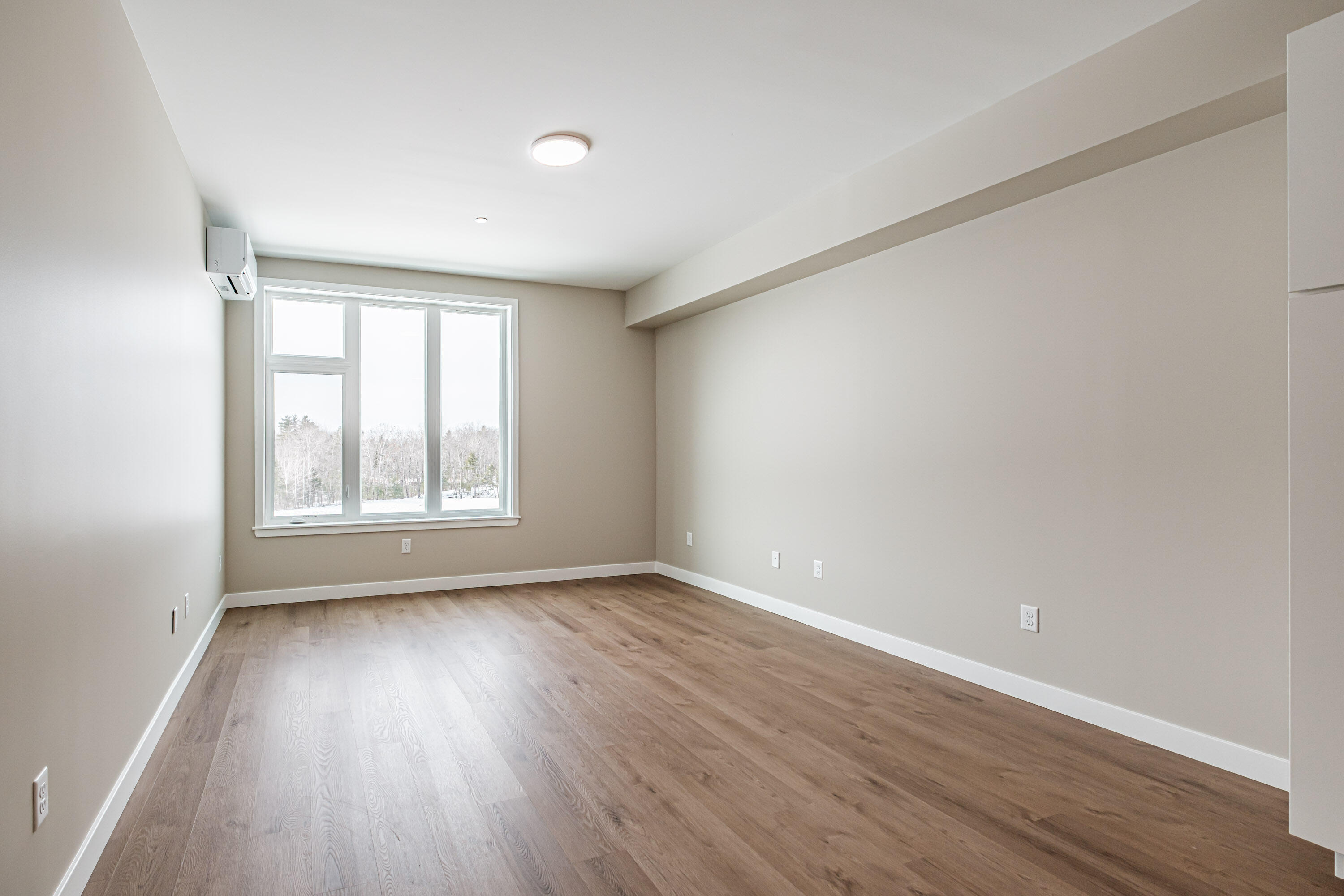 1 Cross Street 330