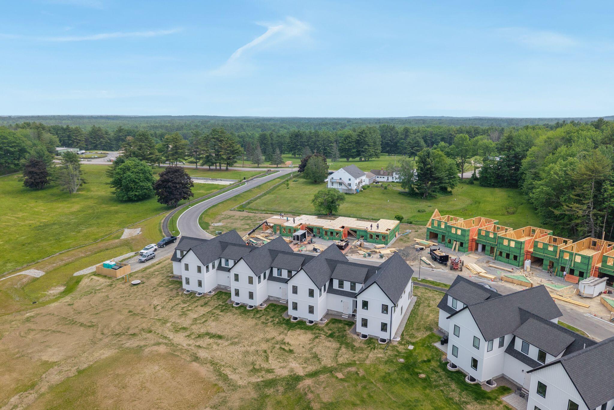 28 Fairway Commons Drive 9