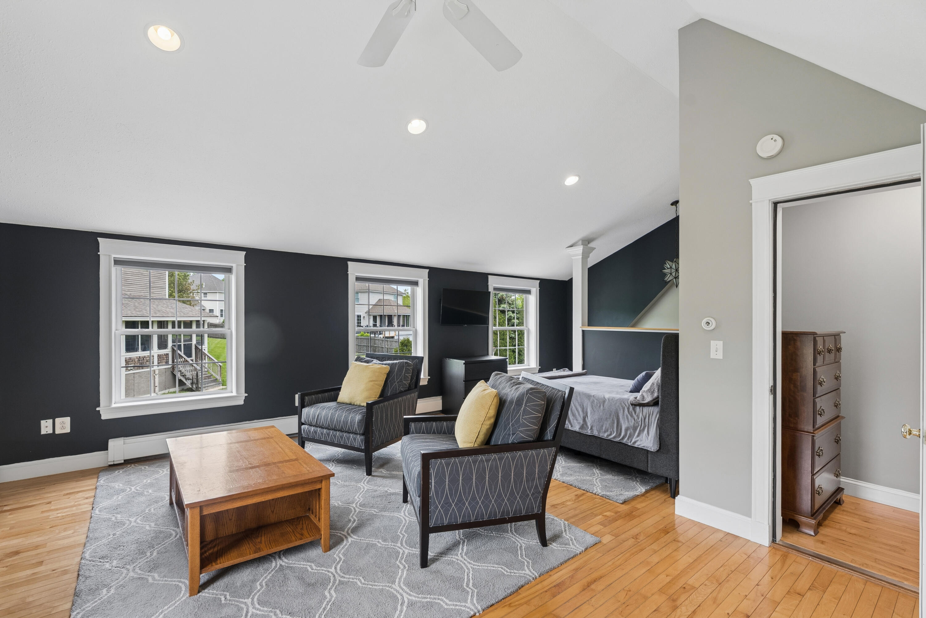 12 Grandview