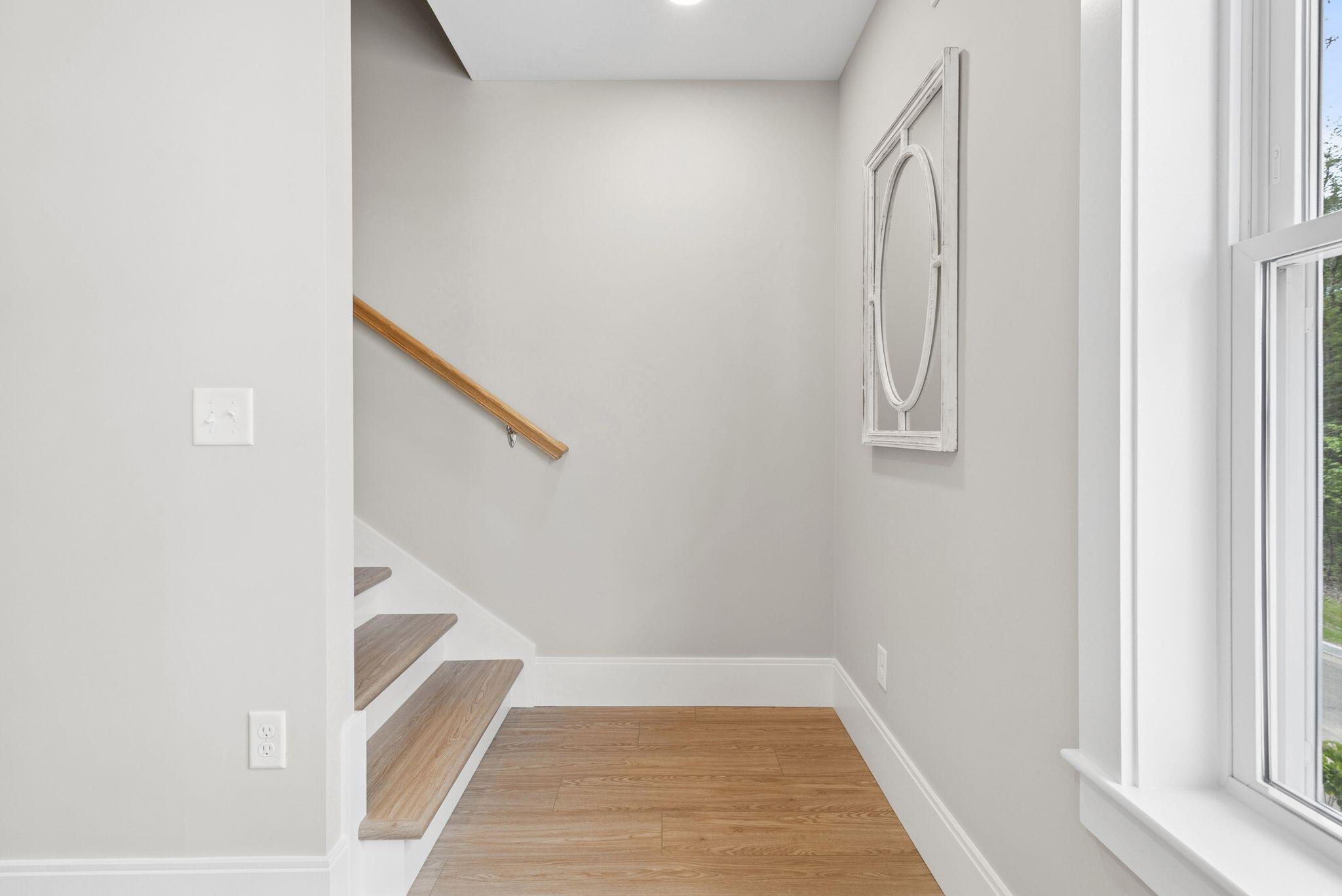 12 Creekside Court 11