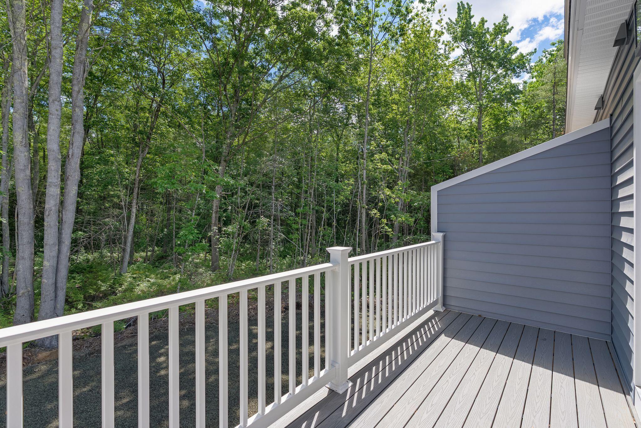 12 Creekside Court 11