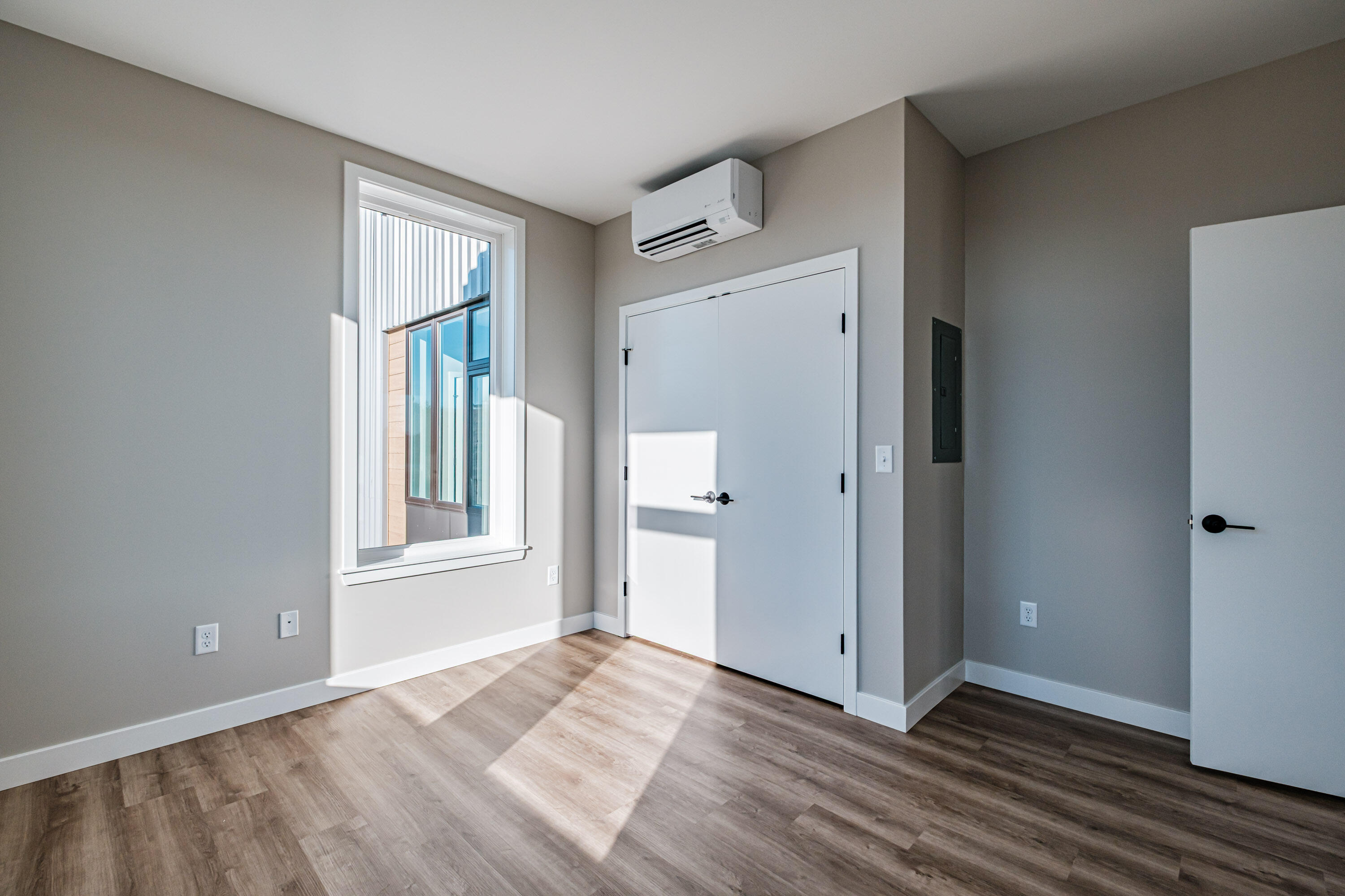 1 Cross Street 220