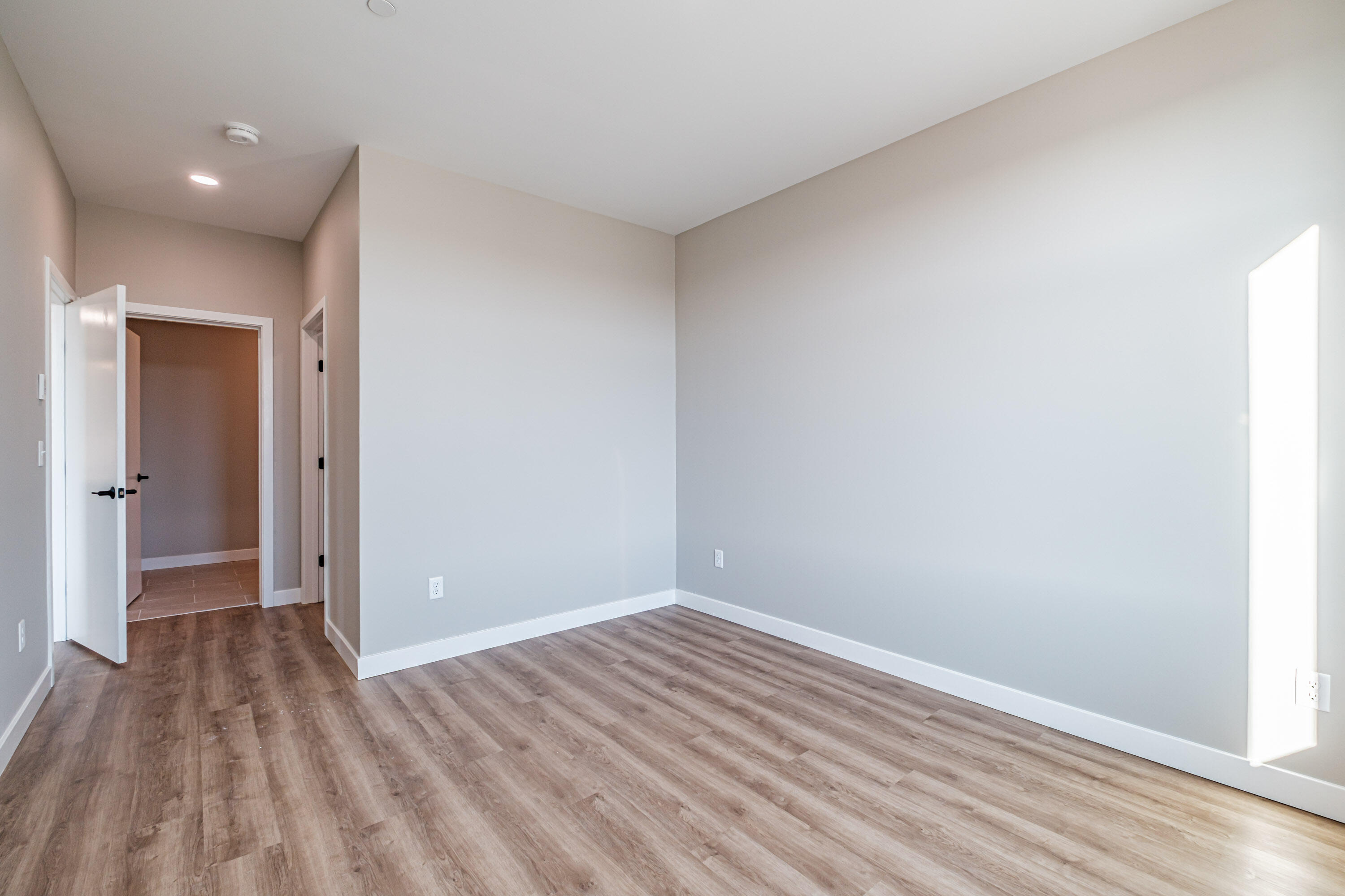 1 Cross Street 220