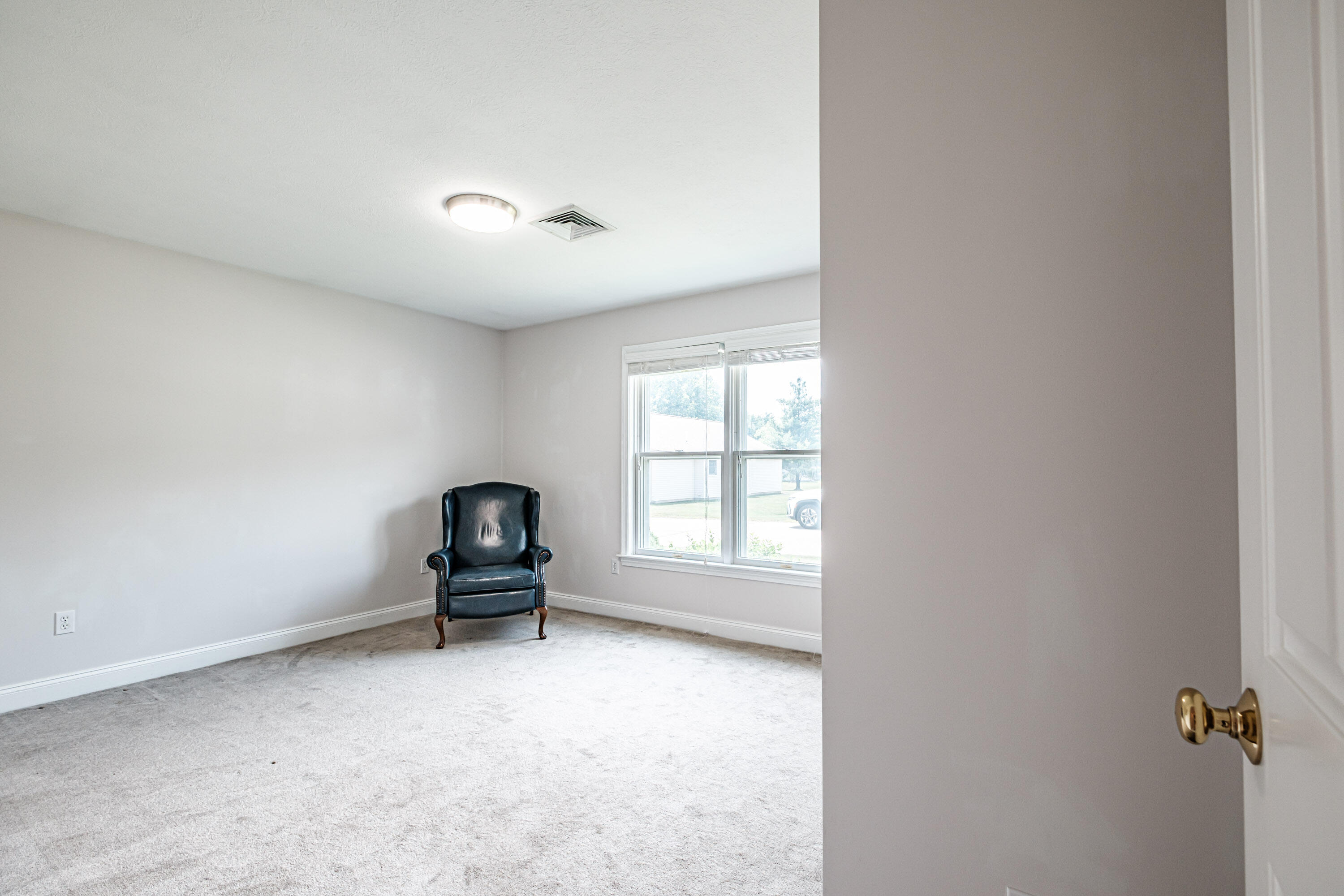 102 Fountain Way 102
