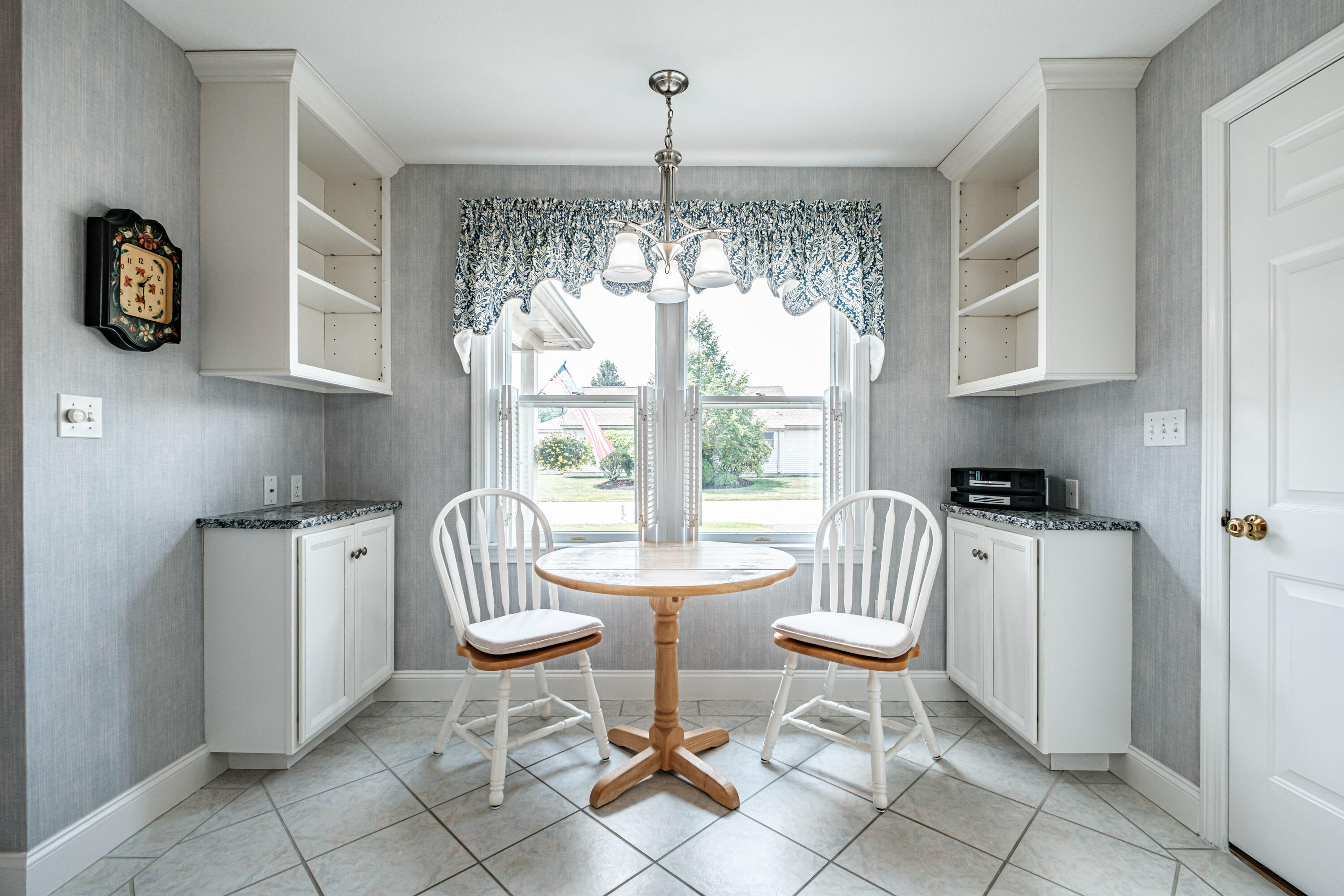 102 Fountain Way 102