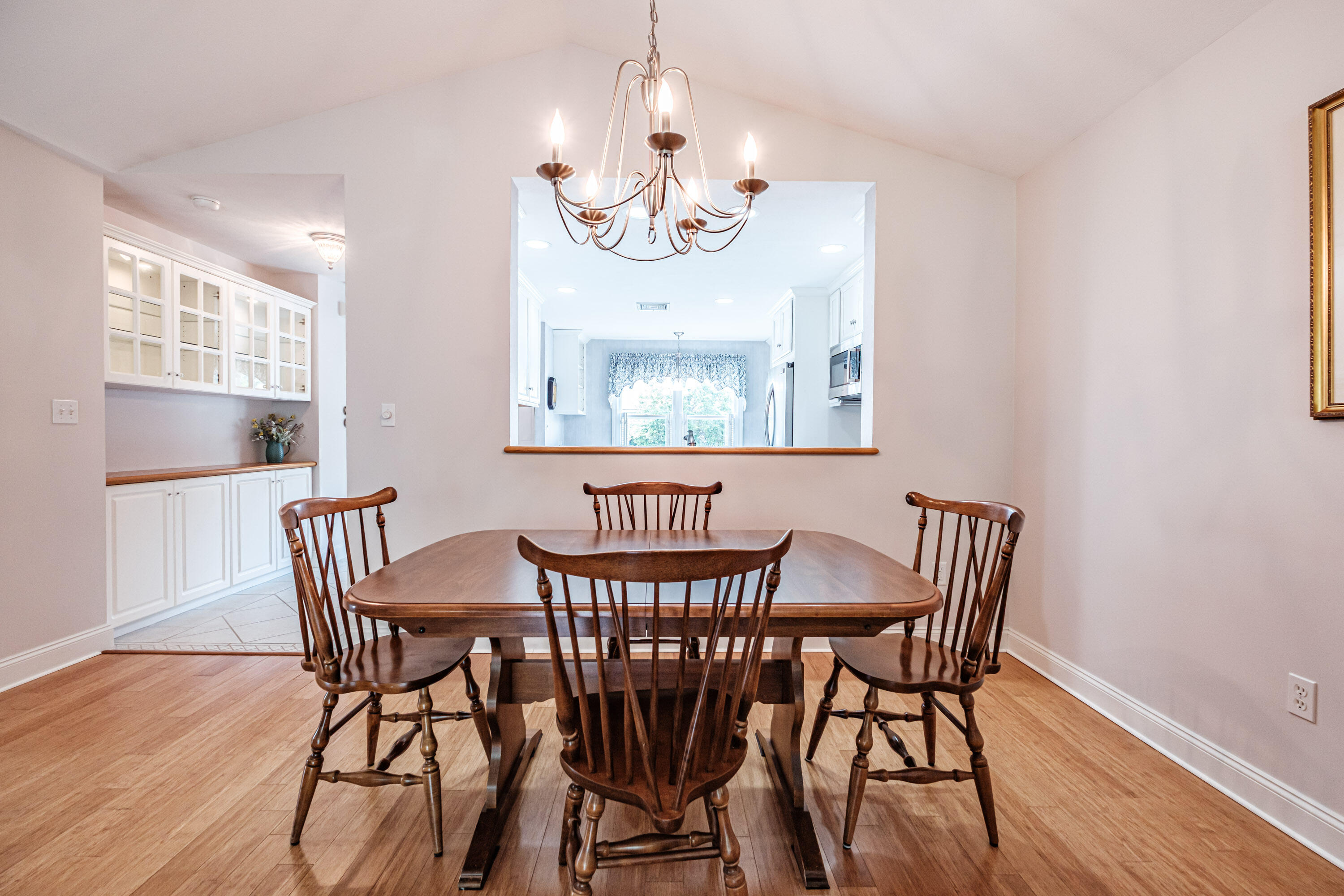 102 Fountain Way 102