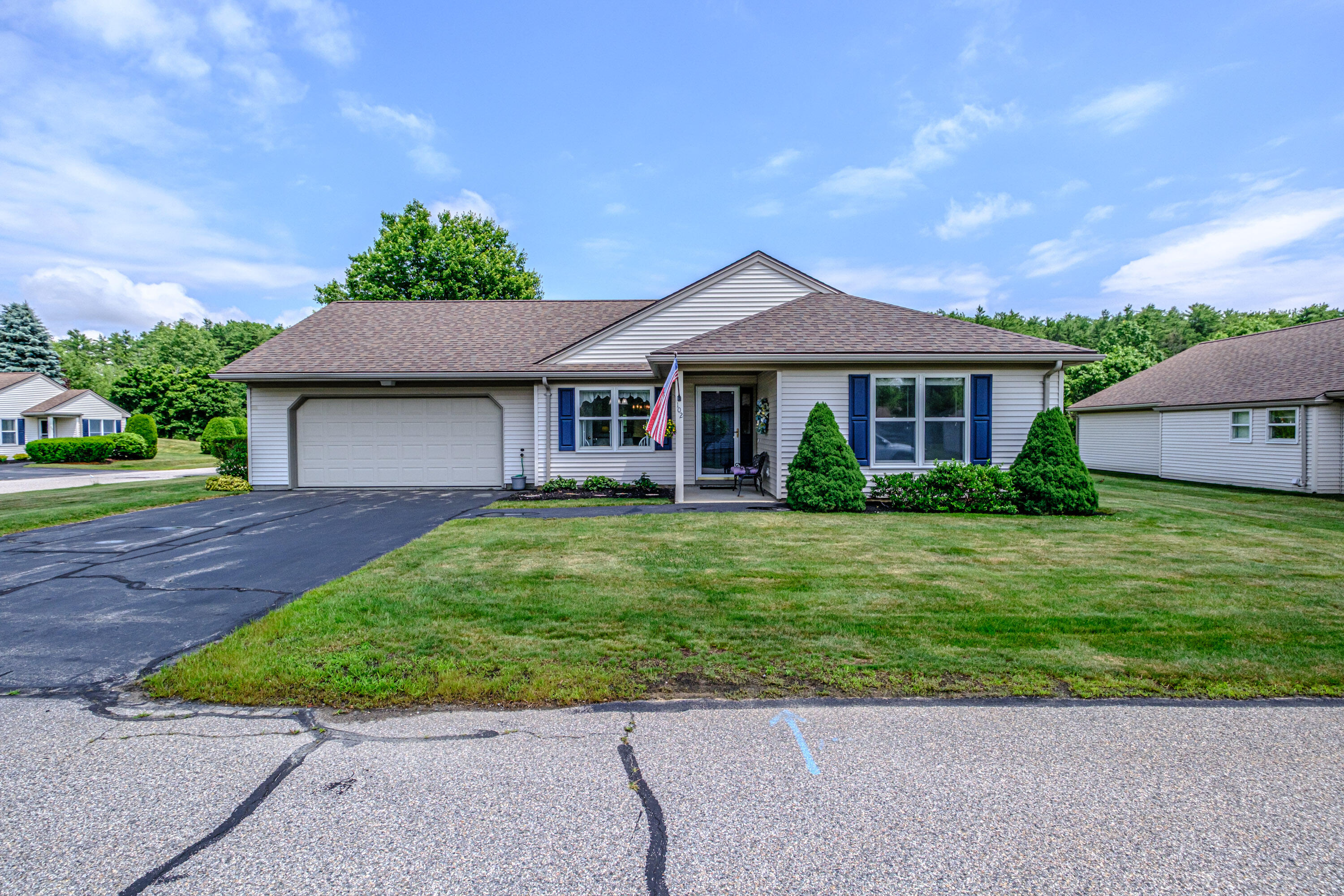 102 Fountain Way 102