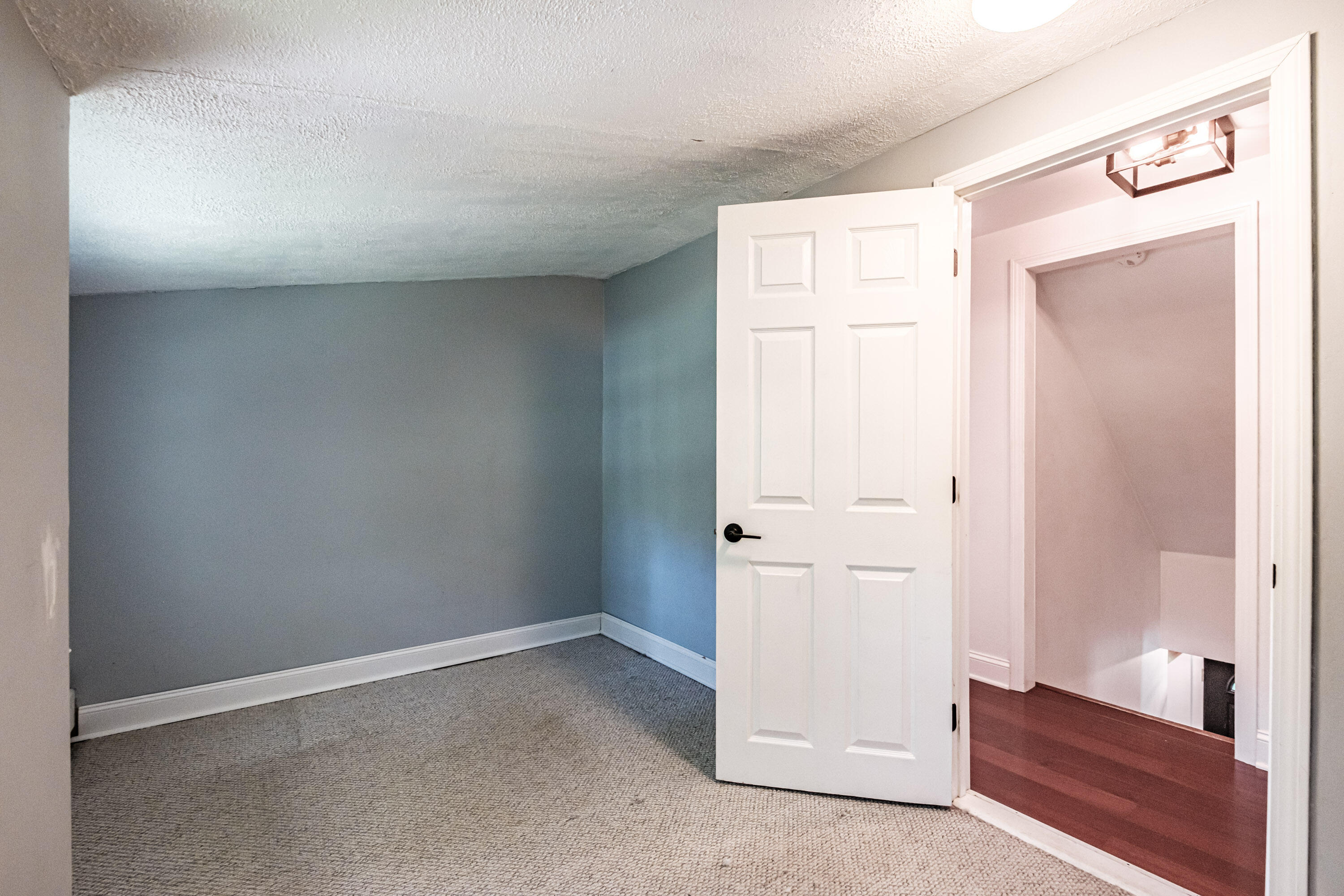 262 Holmes Road
