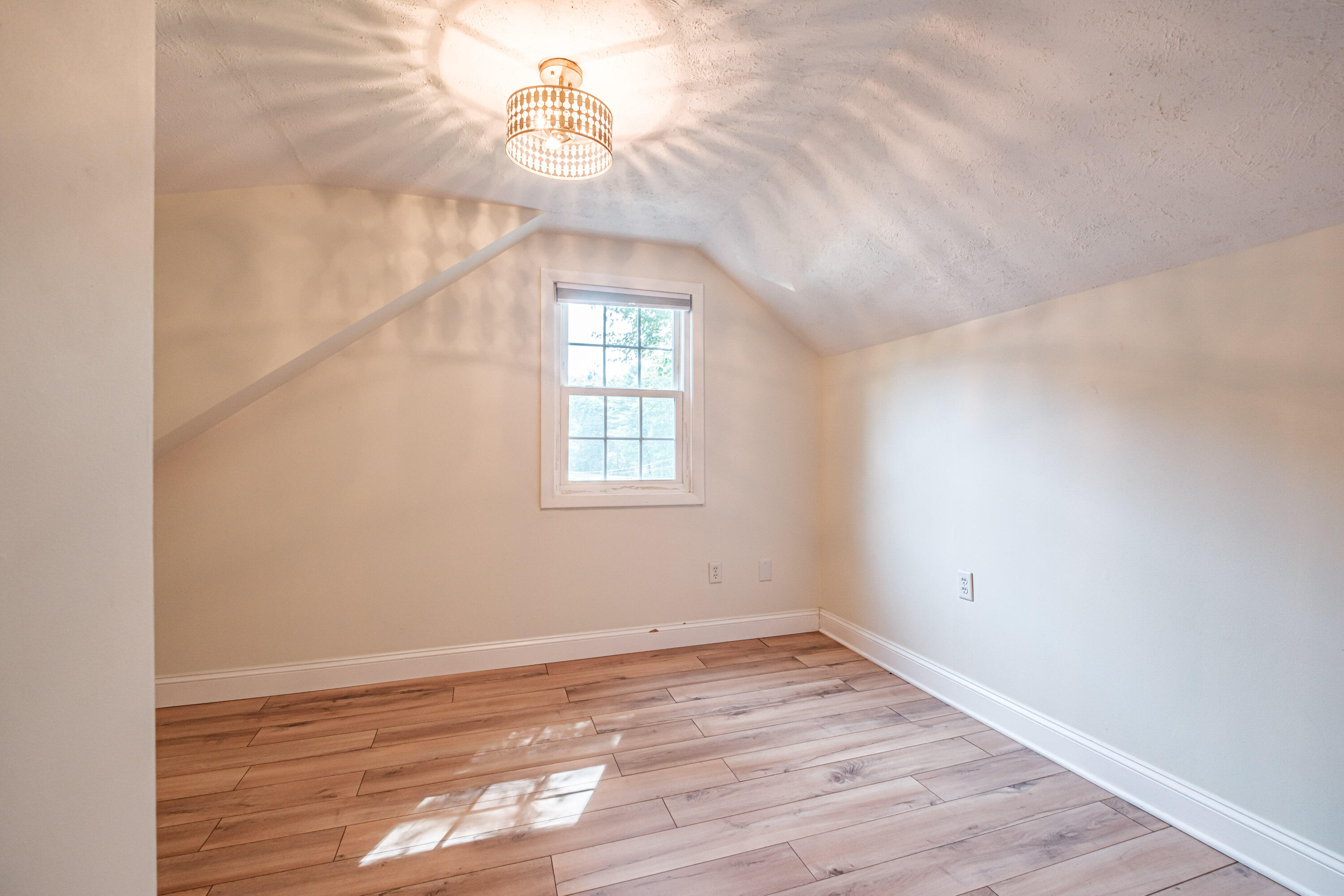 262 Holmes Road
