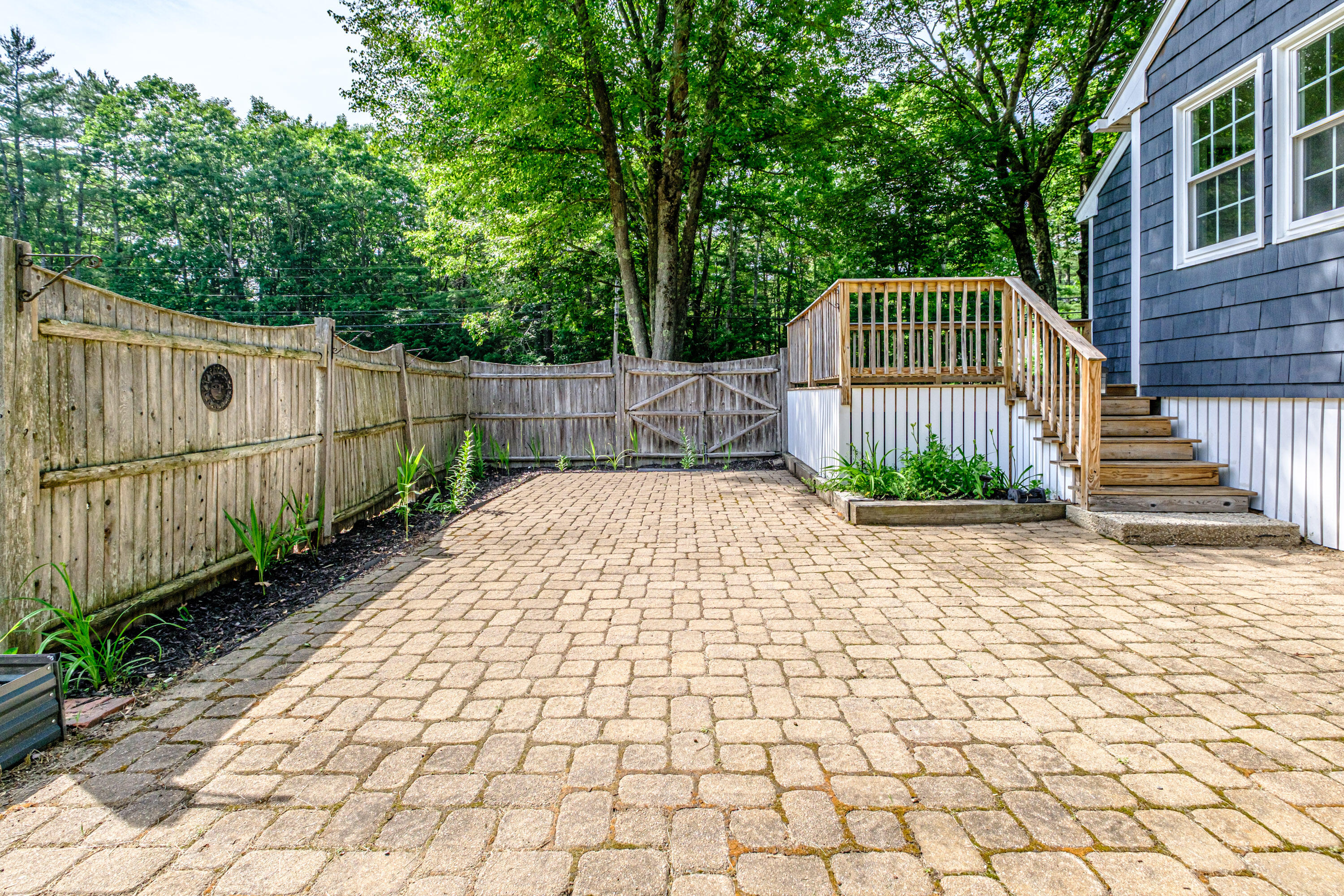 262 Holmes Road