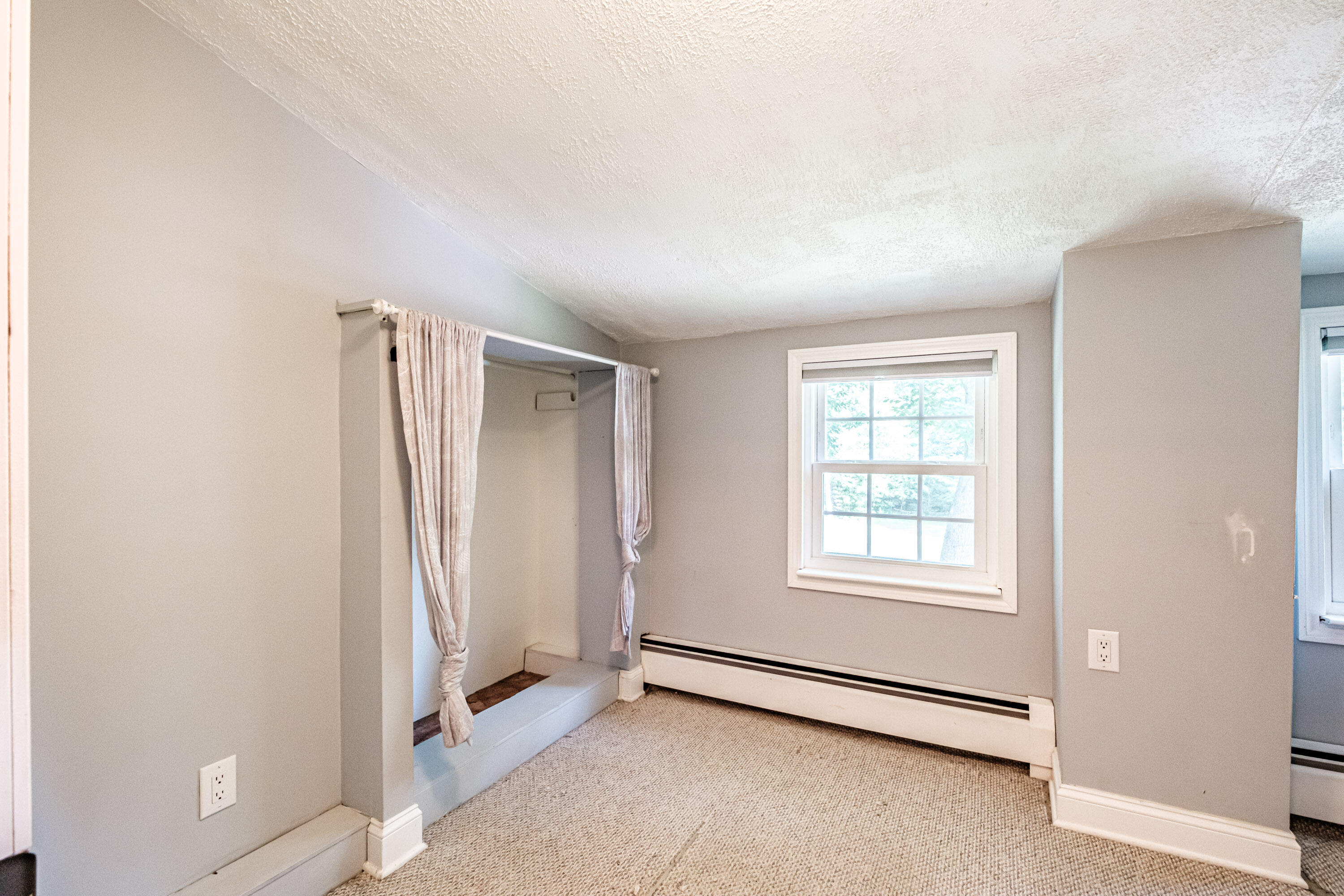 262 Holmes Road