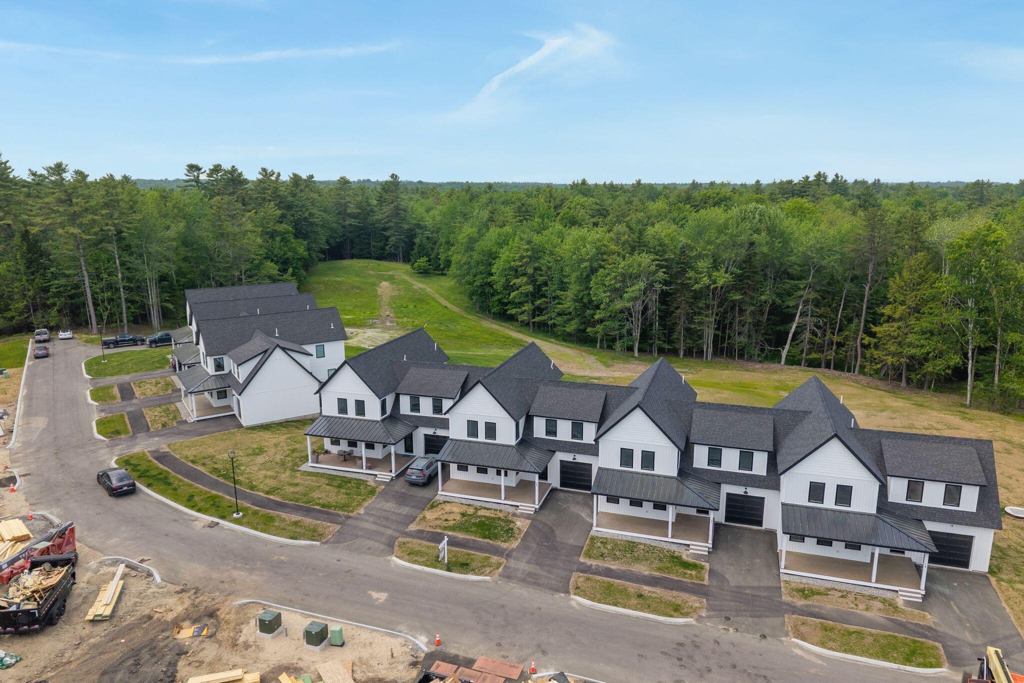 20 Fairway Commons Drive 2