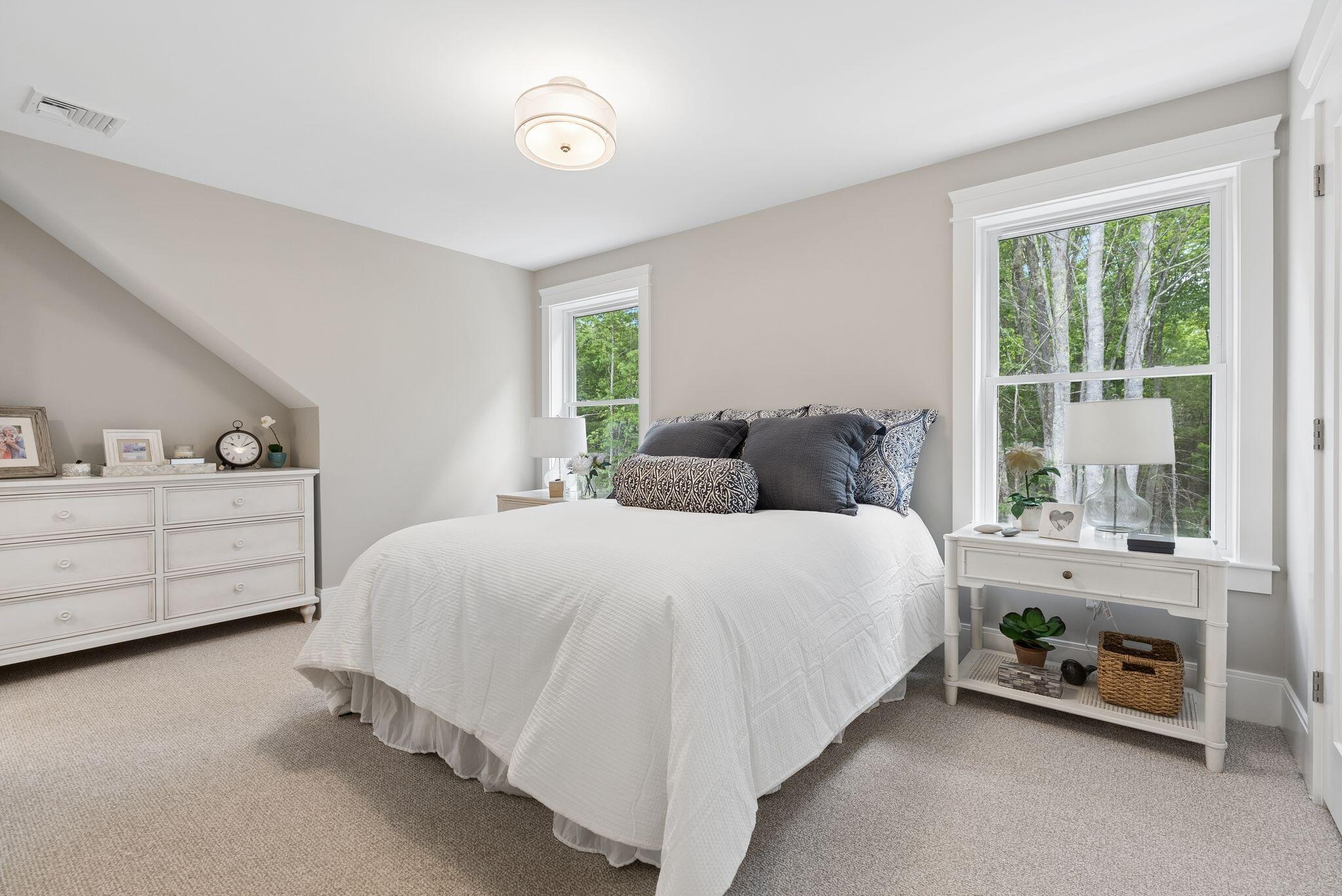 10 Creekside Court 10