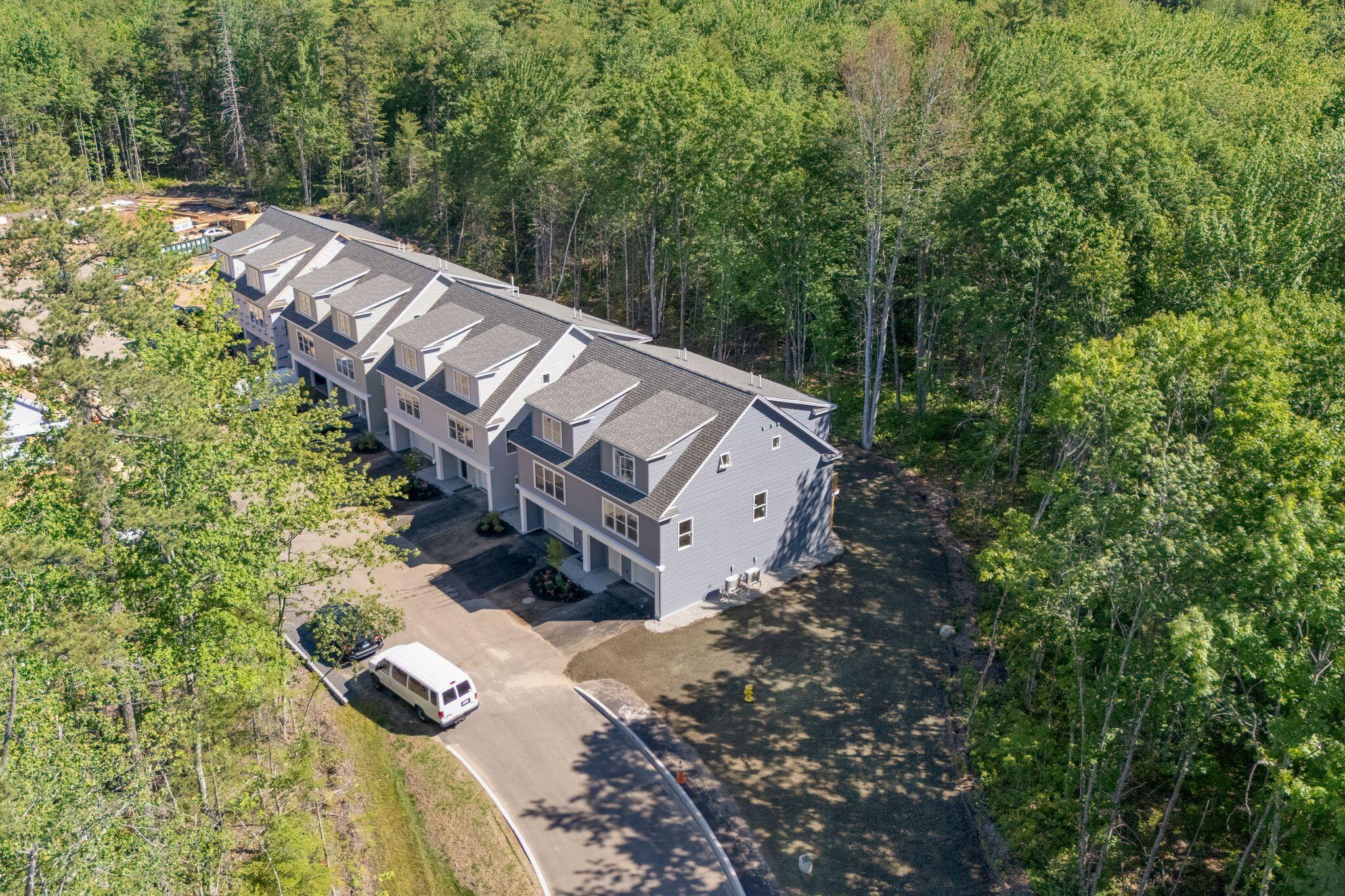10 Creekside Court 10
