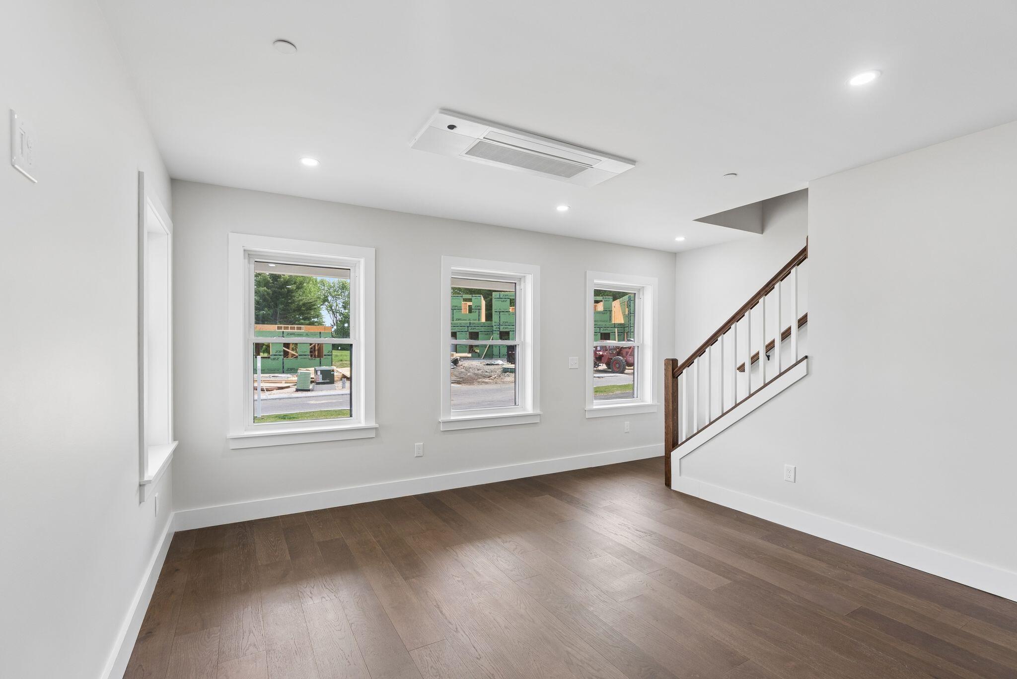 23 Fairway Commons Drive 6