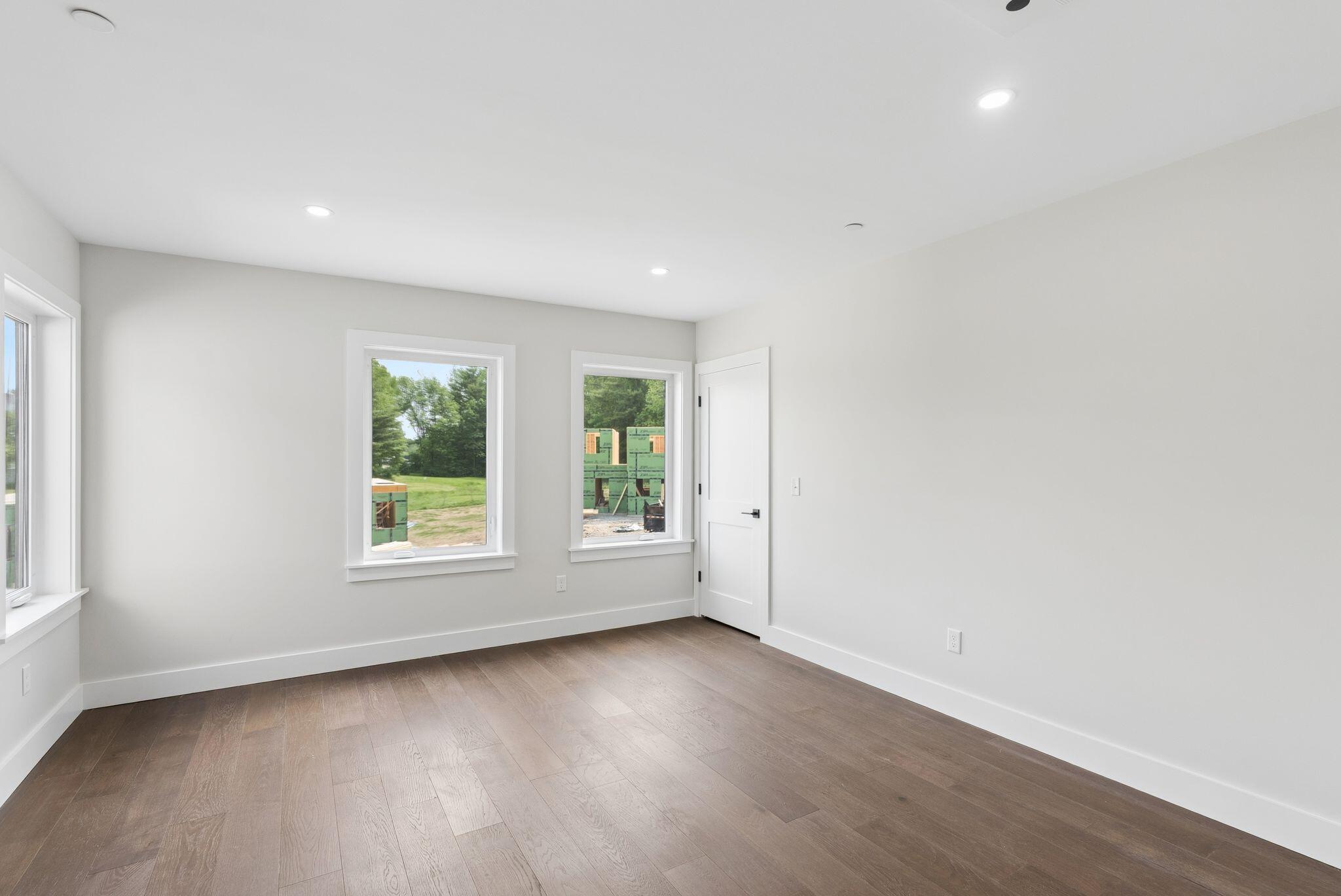 23 Fairway Commons Drive 6