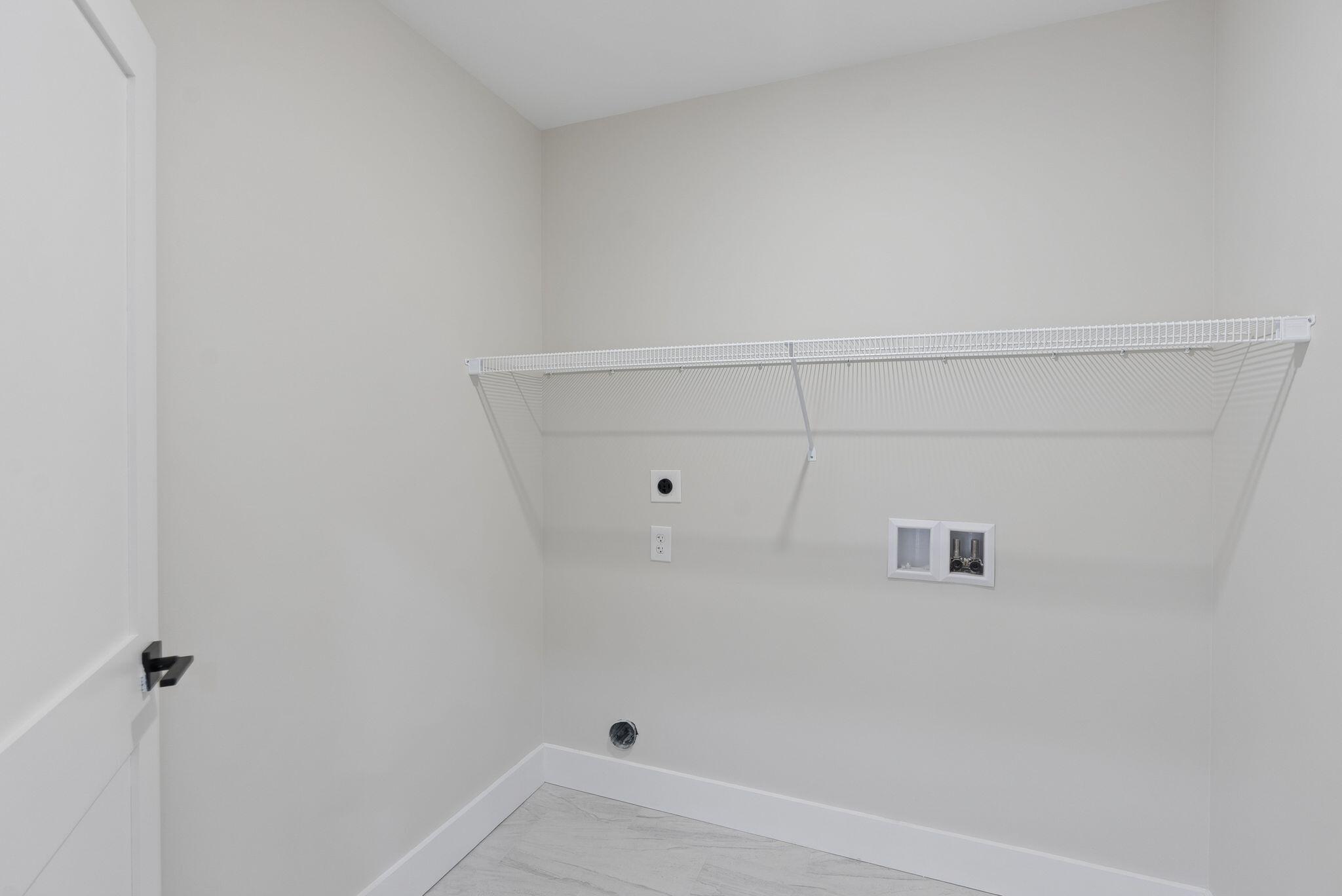 23 Fairway Commons Drive 6