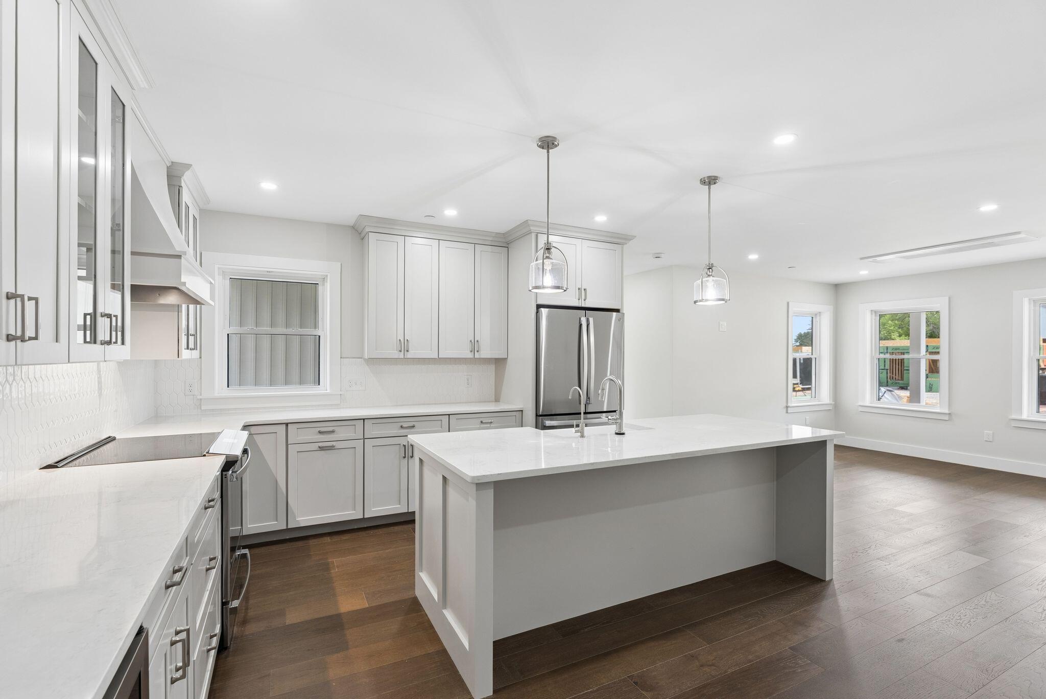 23 Fairway Commons Drive 6