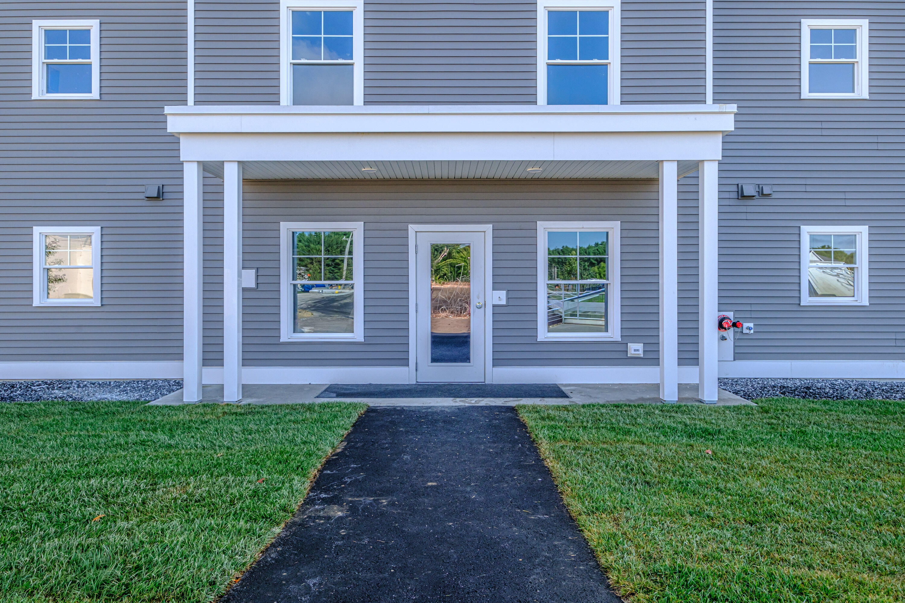 10 Stillwater Drive 1127
