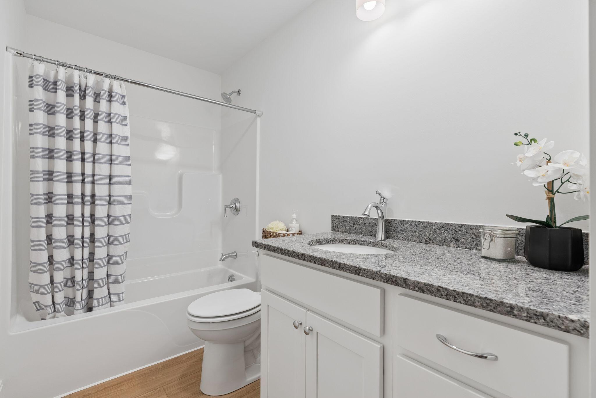 7 Creekside Court 4