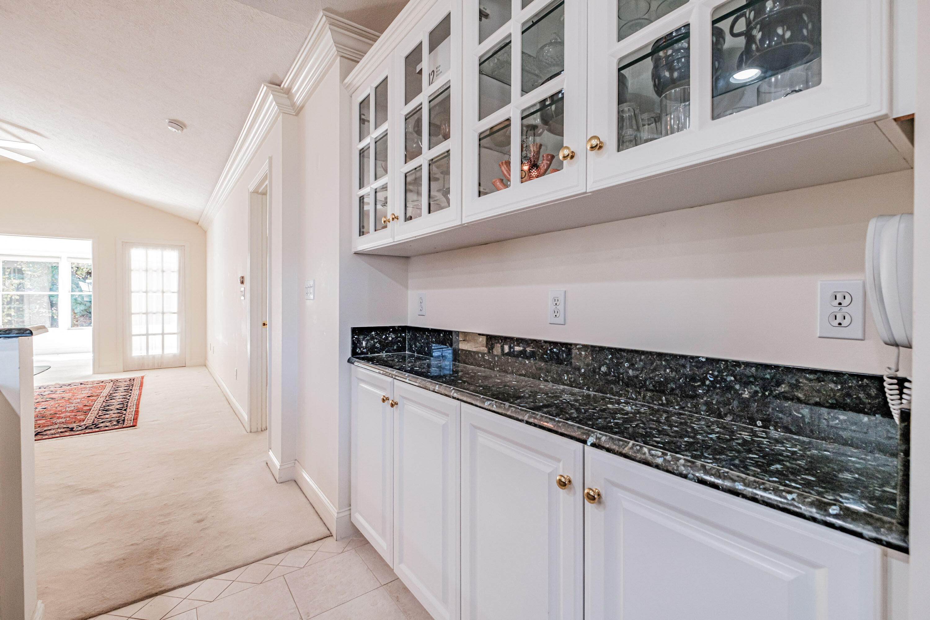 76 Atrium Way 76